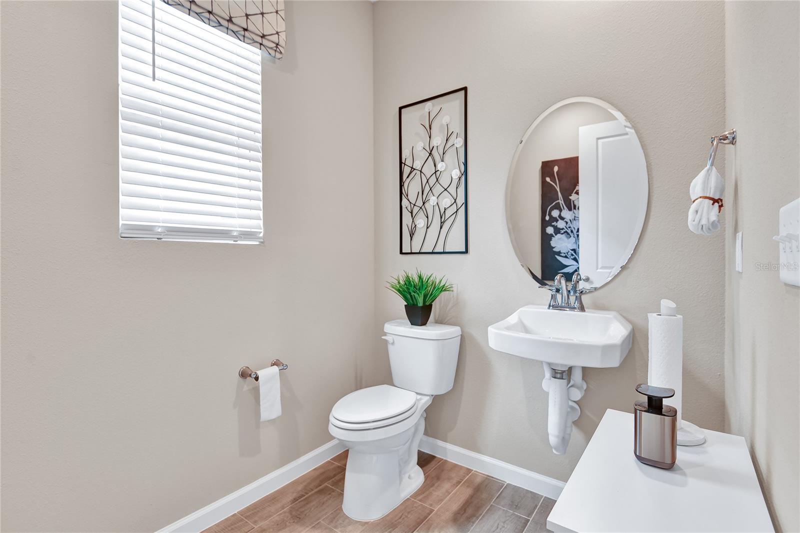 3rd image of 1249 Daisy Hill Ave, Dundee, FL 33838 | MLS# S5155250