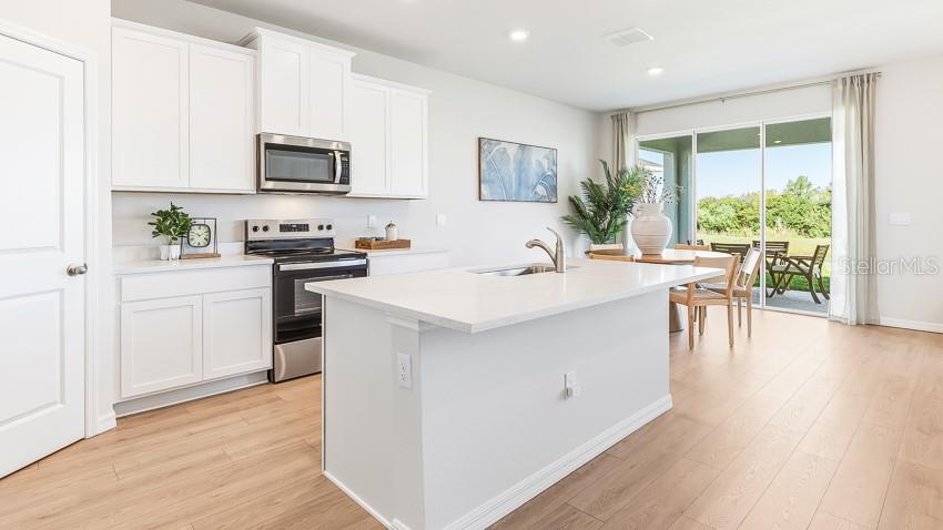 3rd image of 2827 Fishery Ct, Lakewood Ranch, FL 34211 | MLS# A4702384