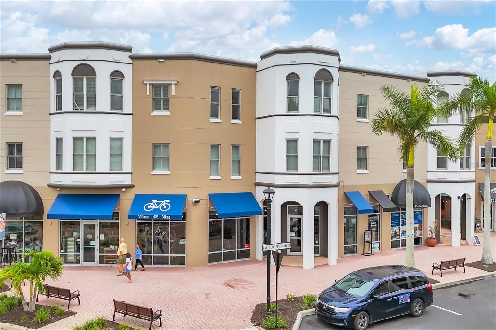 3rd image of 8111 Lakewood Main St, Lakewood Ranch, FL 34202