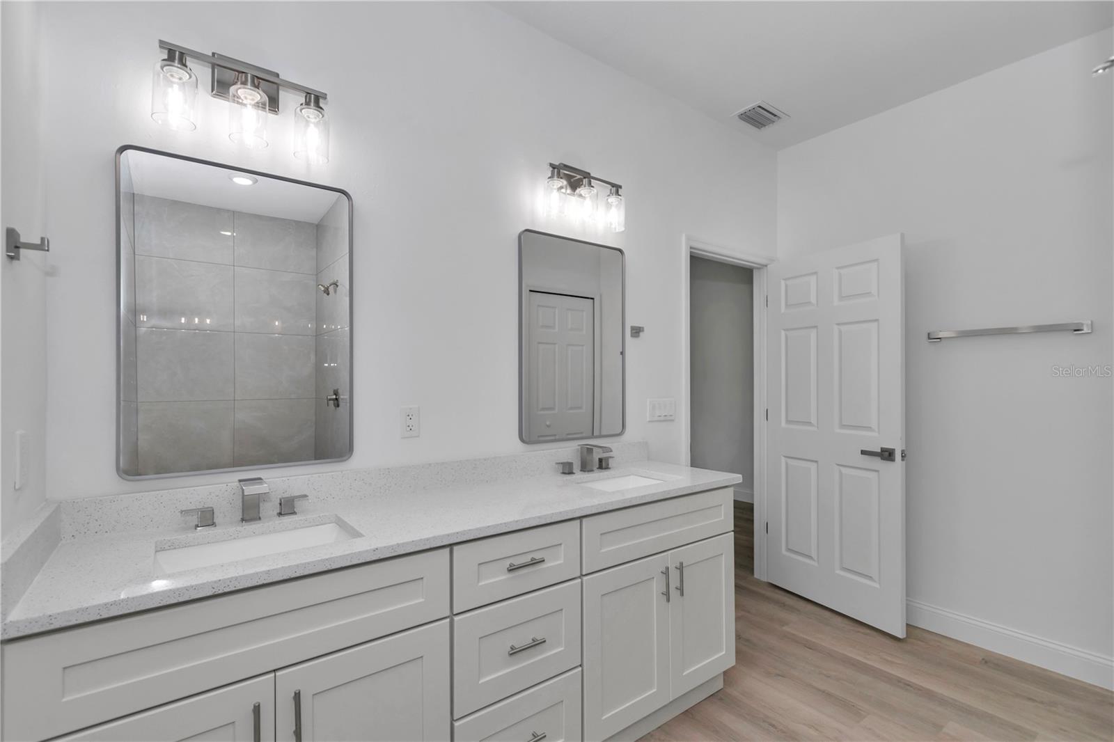 3rd image of 15751 Sw 40Th Ter, Ocala, FL 34473 | MLS# OM730002