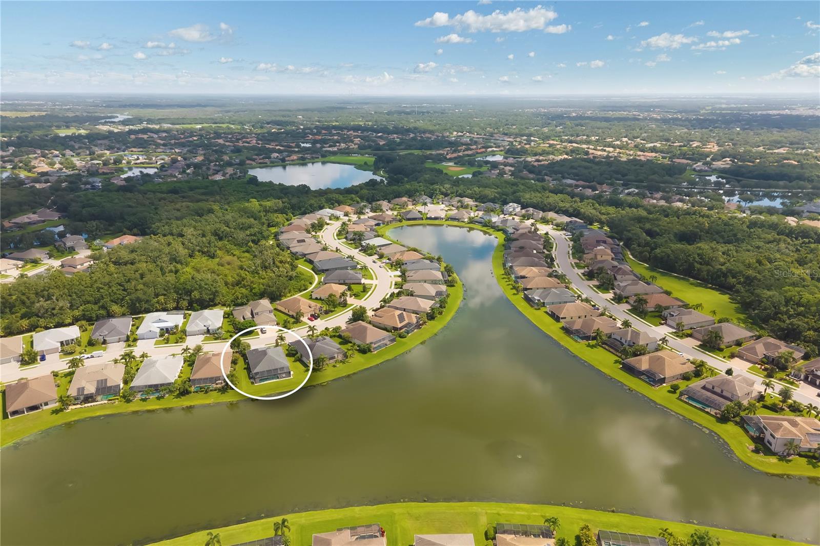 4th image of 332 Chantilly Trl, Bradenton, FL 34212 | MLS# A4702445