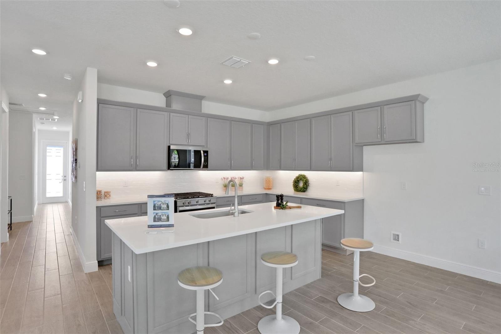 5th image of 9124 Walcott Ln, Sarasota, FL 34240 | MLS# G5116254