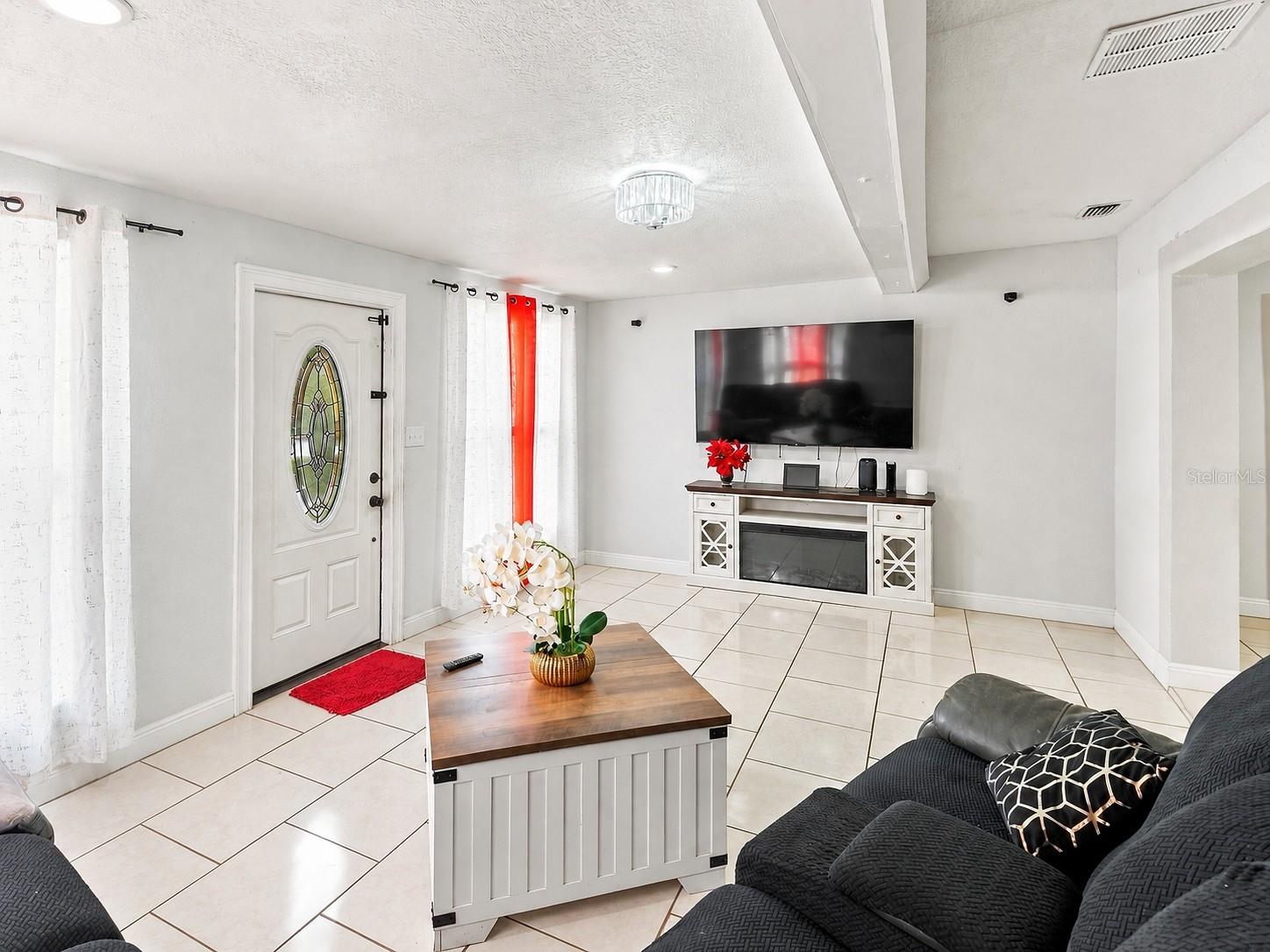 4th image of 6819 32Nd Ave S, Tampa, FL 33619 | MLS# TB8537314