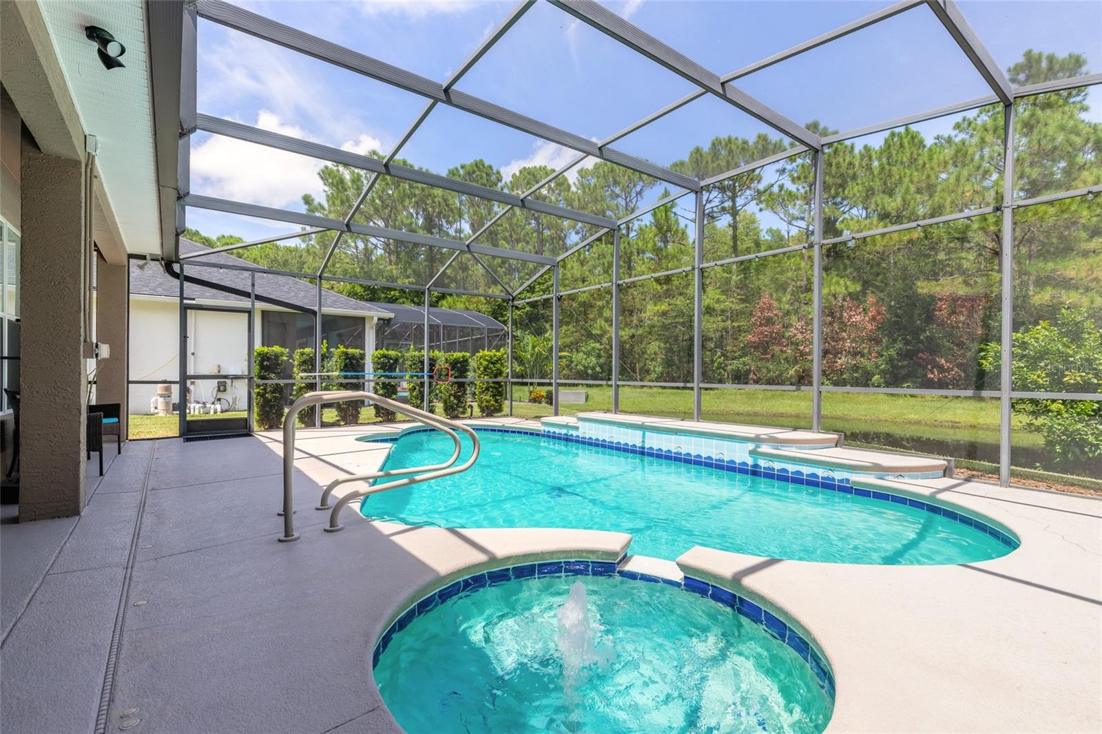3rd image of 5482 Trakia Trl, Port Orange, FL 32128 | MLS# V4950642