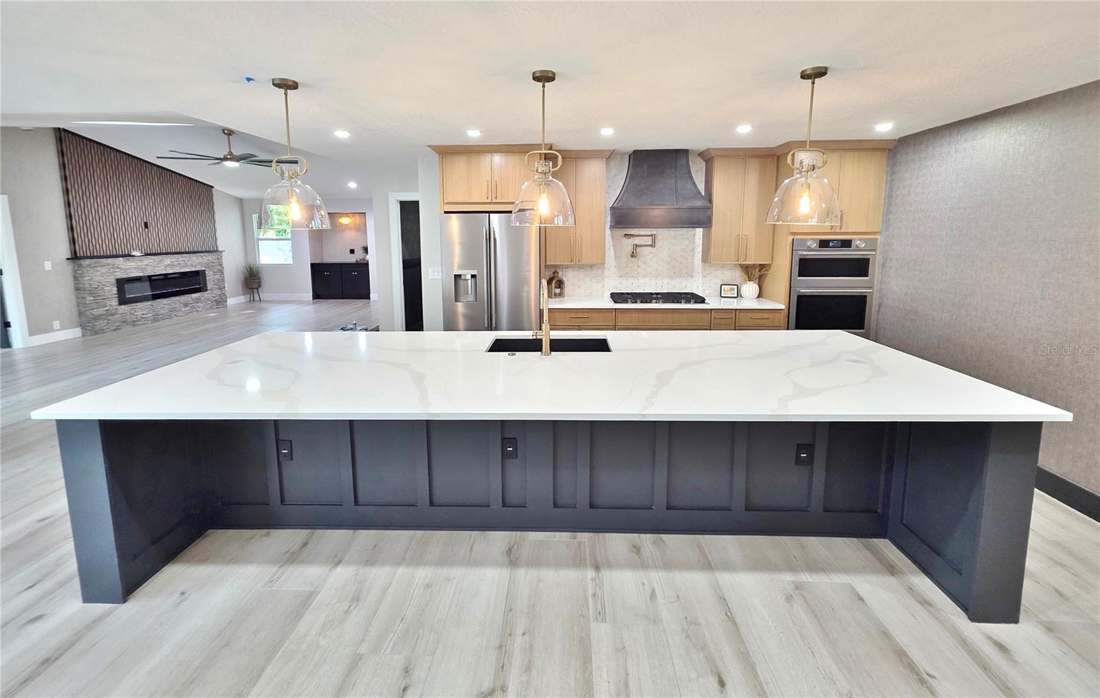 5th image of 1411 70Th St Nw, Bradenton, FL 34209 | MLS# A4702564