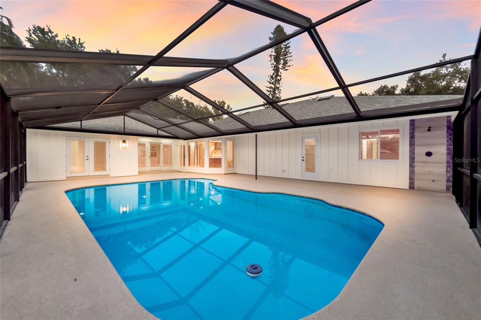 3rd image of 1411 70Th St Nw, Bradenton, FL 34209 | MLS# A4702564