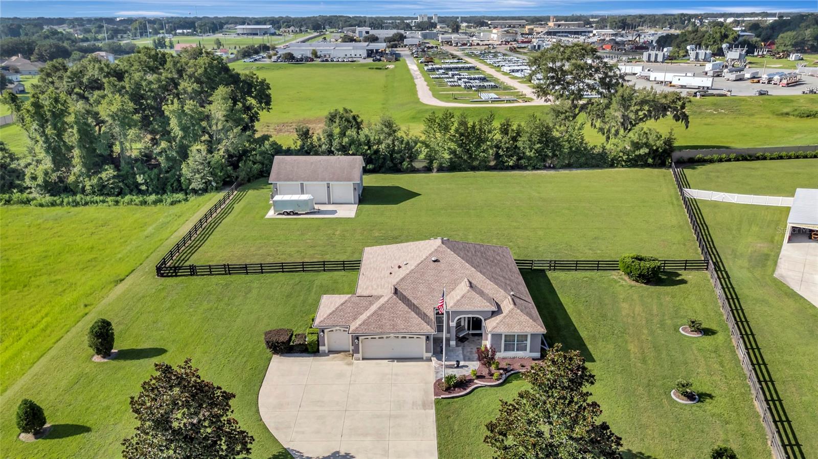 5th image of 4190 County Road 121D, Wildwood, FL 34785 | MLS# G5116287