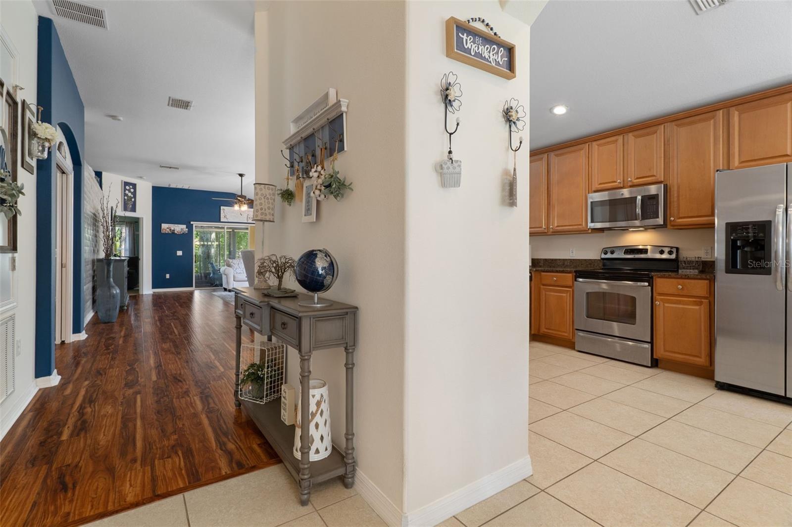 5th image of 18735 Rolling Hills Loop, Hudson, FL 34667 | MLS# W7888439