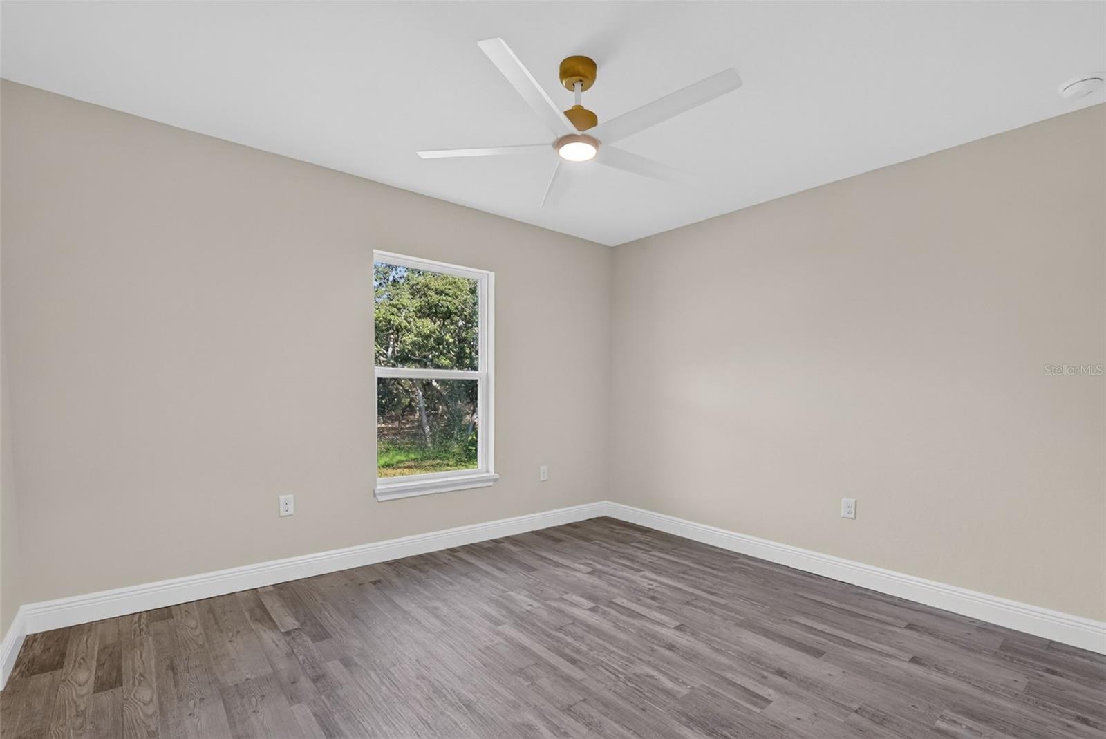 5th image of 22 Walnut Crse, Ocala, FL 34472 | MLS# OM730105