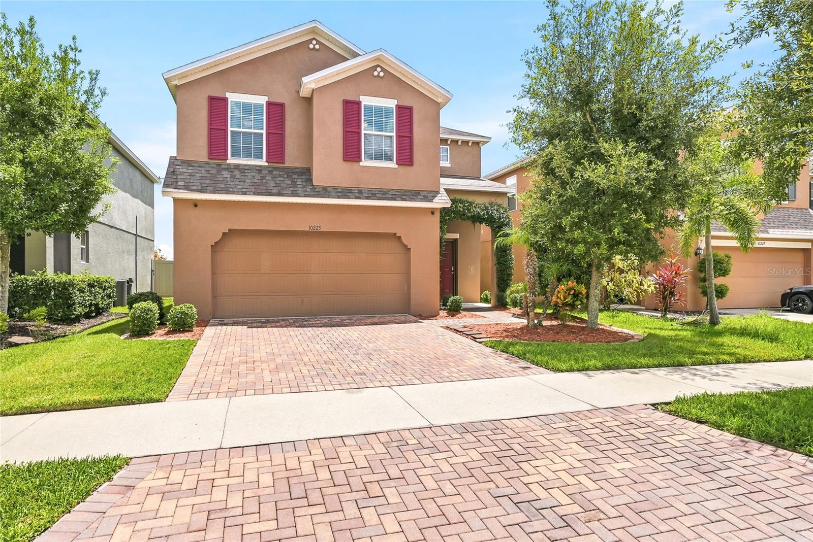 2nd image of 10229 Newminster Loop, Ruskin, FL 33573 | MLS# TB8537632