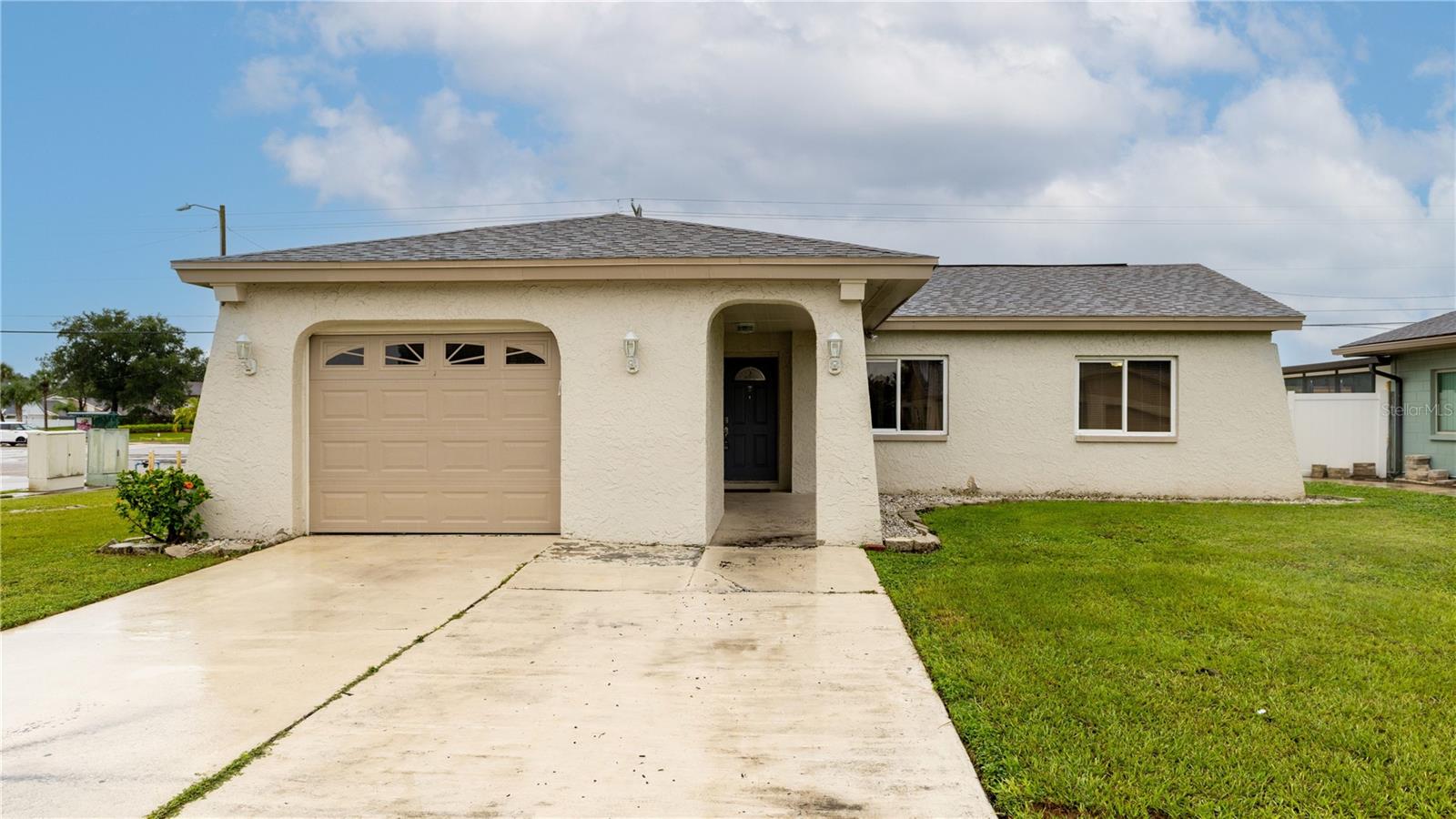 2nd image of 4802 Ridge Point Dr, Tampa, FL 33624 | MLS# TB8537651