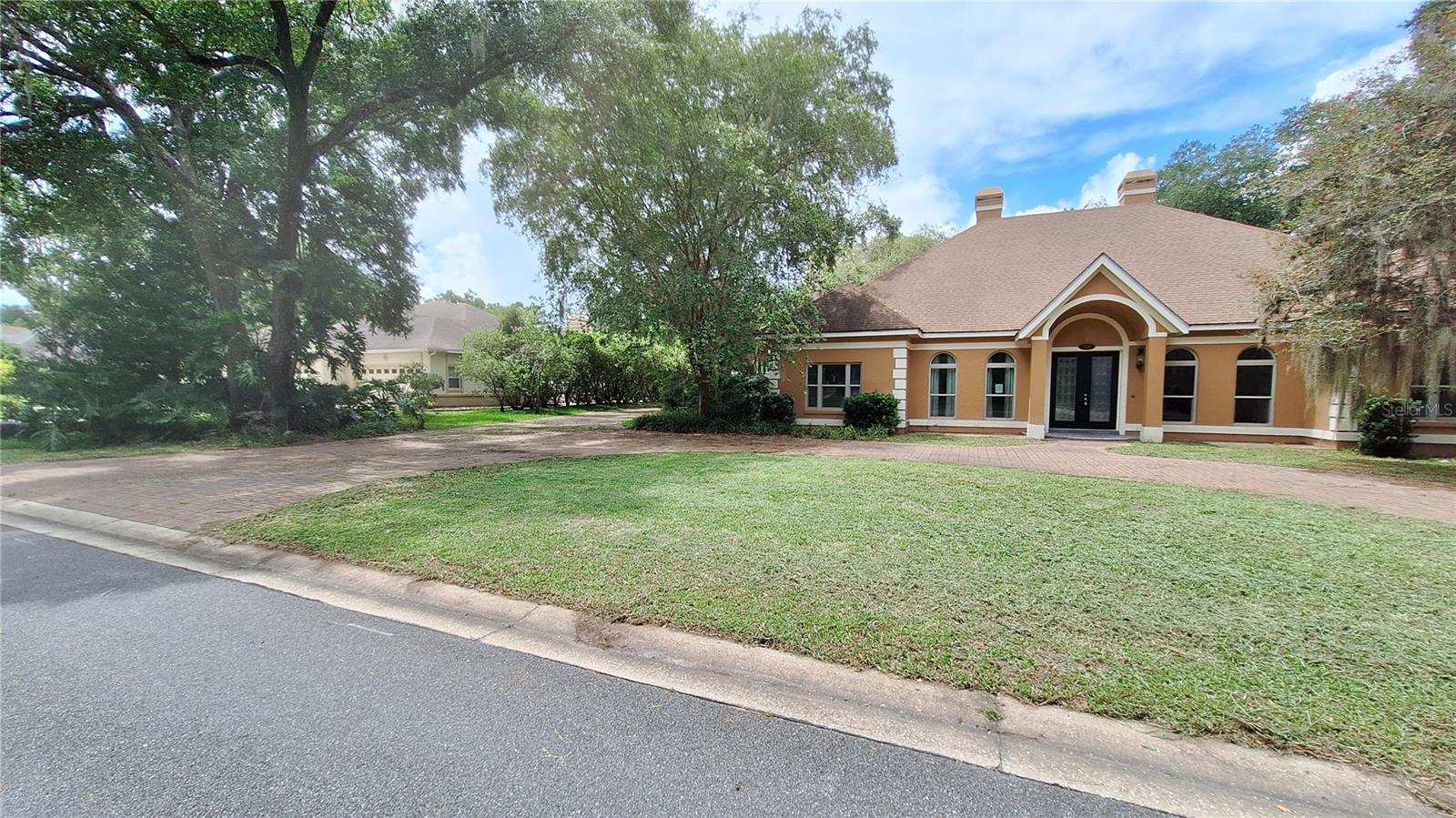 2nd image of 2210 Se Laurel Run Dr, Ocala, FL 34471 | MLS# OM730109