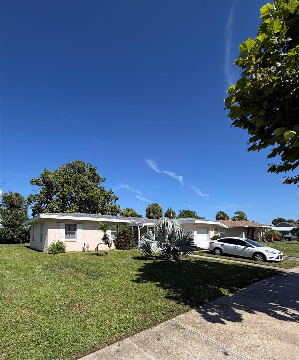 image of 2353 Elkcam Blvd, Port Charlotte, FL 33952 | MLS# D6148362