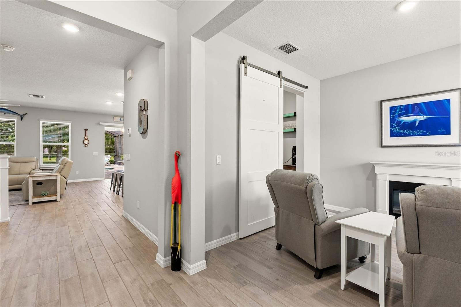 4th image of 8840 Lake Hall Ln, Oviedo, FL 32765 | MLS# O6432548