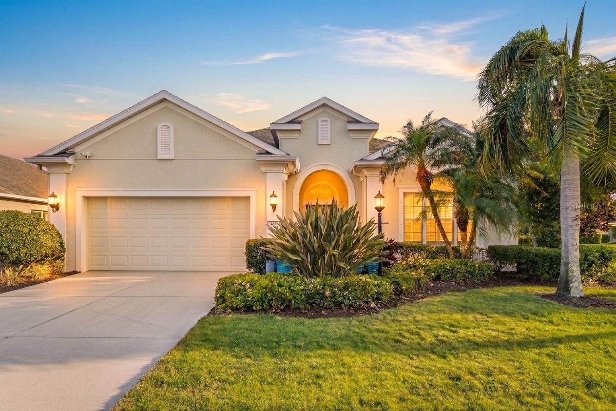 1st image of 4623 Claremont Park Dr, Bradenton, FL 34211 | MLS# A4702675