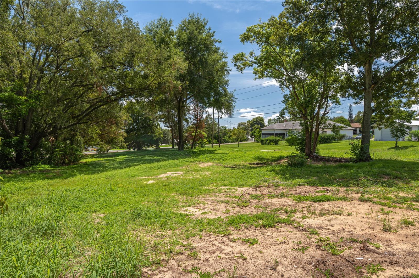 4th image of 504 E Main St, Dundee, FL 33838 | MLS# P4939568
