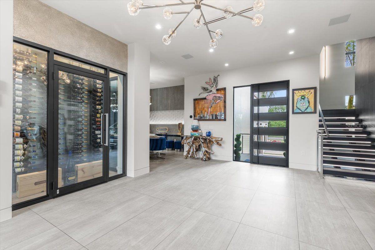 4th image of 5131 W Neptune Wy, Tampa, FL 33609 | MLS# TB8537958