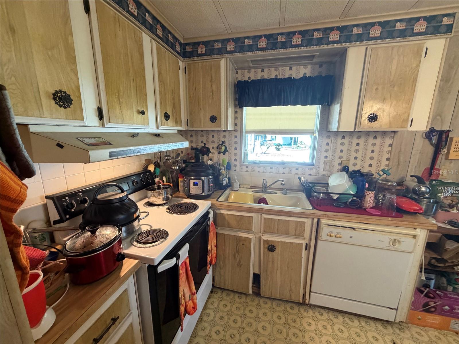 4th image of 125 Edgewood Blvd, Lake Wales, FL 33898 | MLS# S5155450