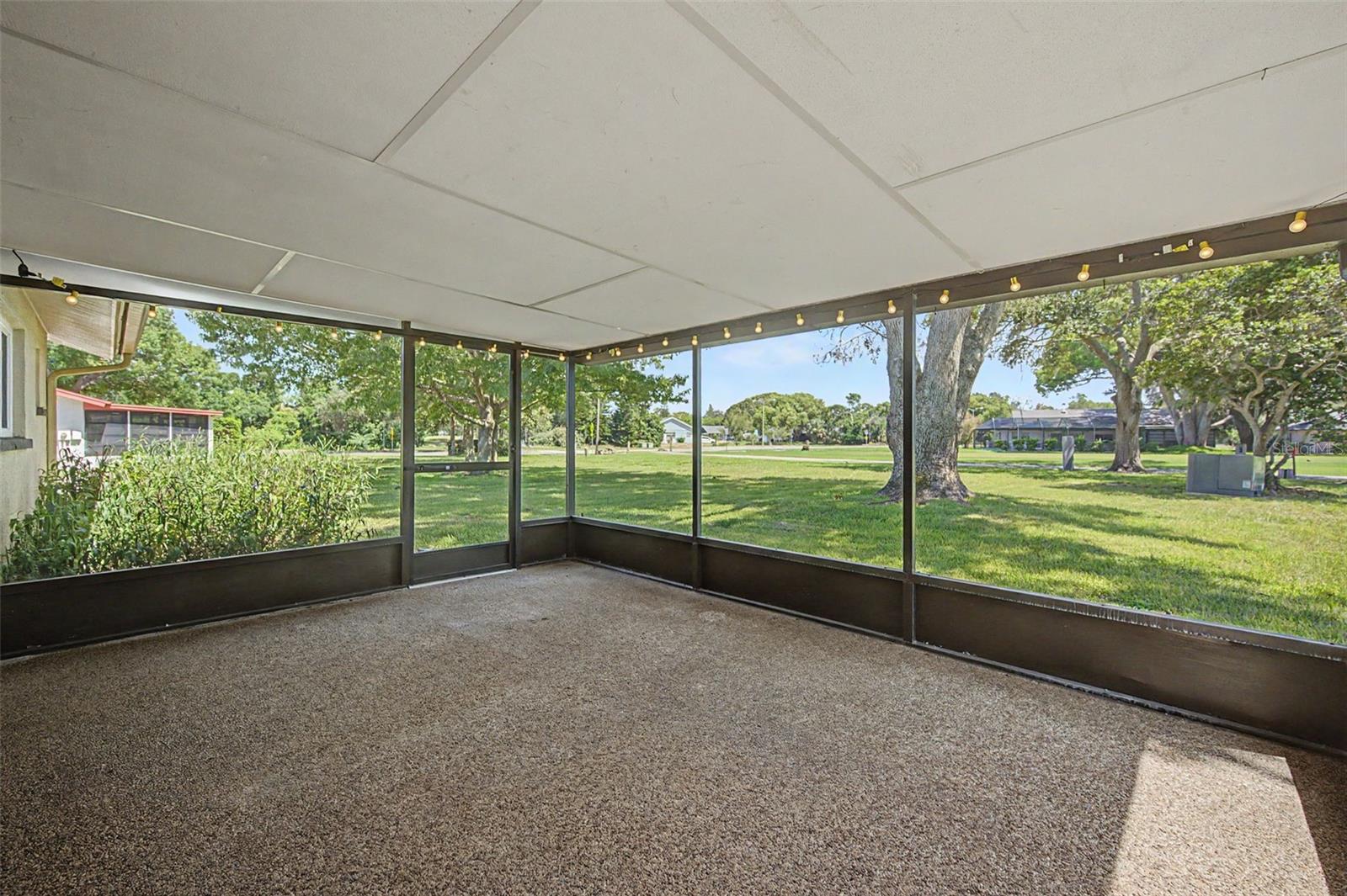4th image of 7800 Fairlawn Dr, Hudson, FL 34667 | MLS# TB8538031