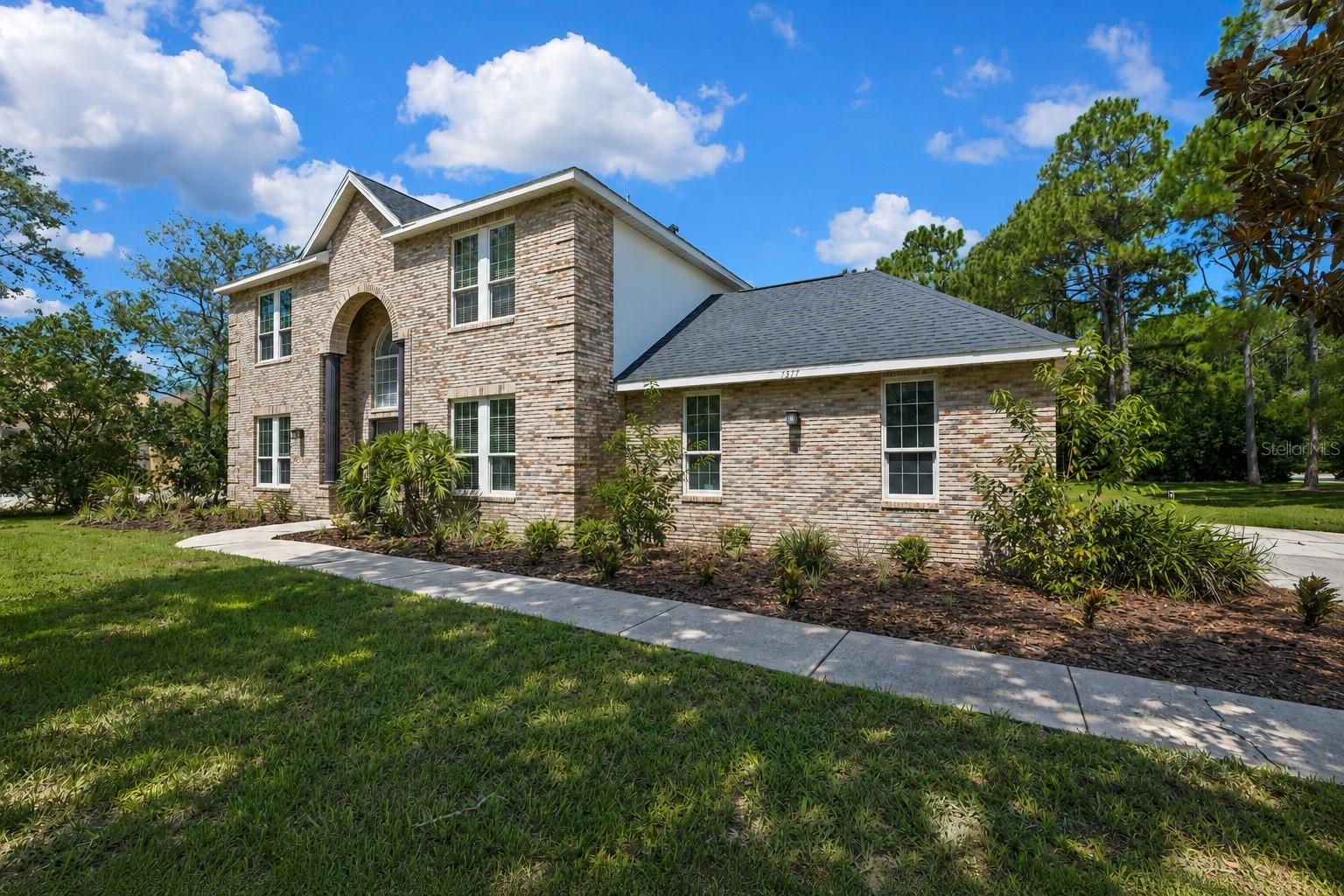 3rd image of 7377 Royal Oak Dr, Weeki Wachee, FL 34607 | MLS# W7888505
