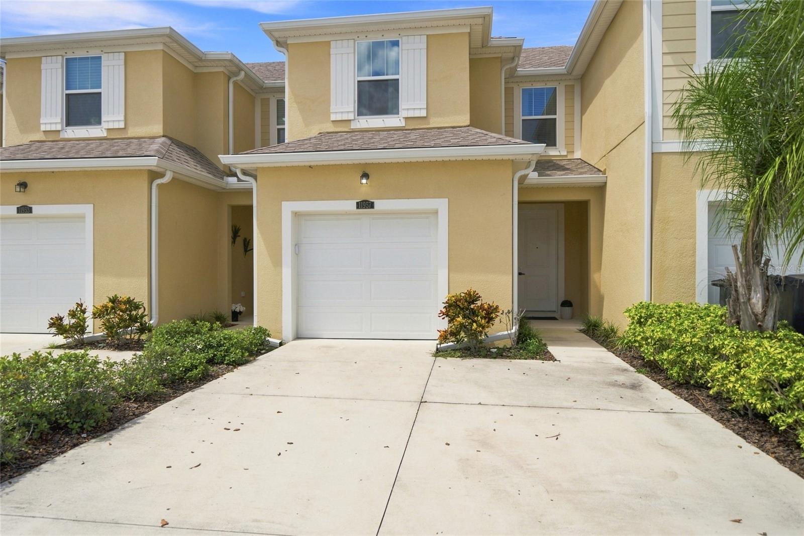 2nd image of 11957 Sky Acres Ter, Lakewood Ranch, FL 34211 | MLS# A4702743