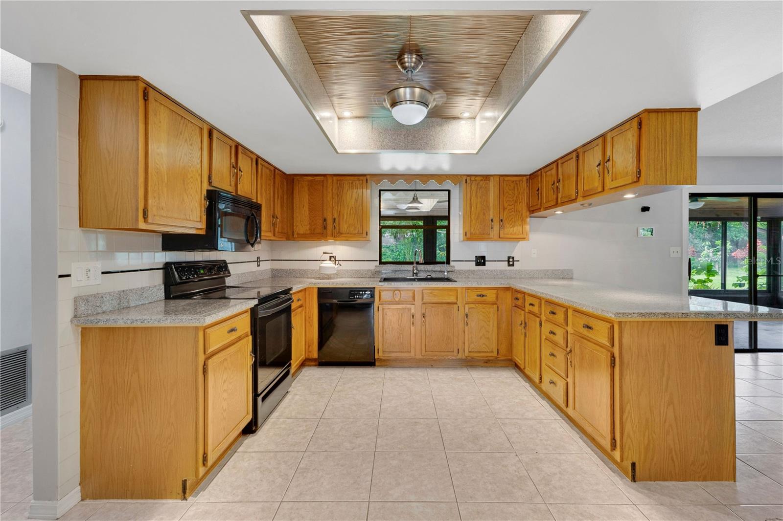 3rd image of 3292 Majestic Oak Dr, St Cloud, FL 34771 | MLS# S5155475