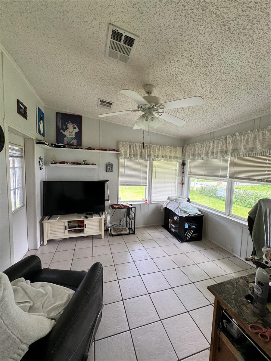 5th image of 190 E Miami Ter, Kissimmee, FL 34741 | MLS# S5155479