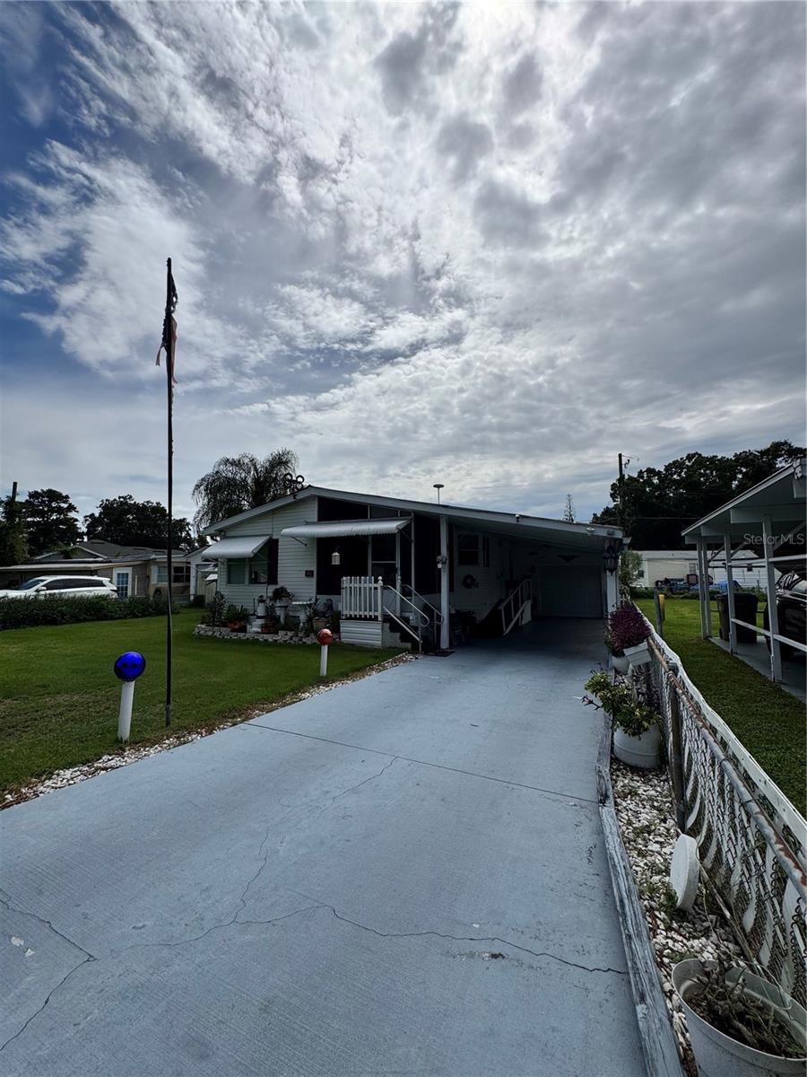 3rd image of 190 E Miami Ter, Kissimmee, FL 34741 | MLS# S5155479