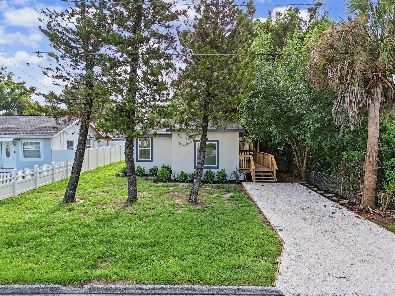 3rd image of 8713 N Edison Ave, Tampa, FL 33604 | MLS# TB8538108
