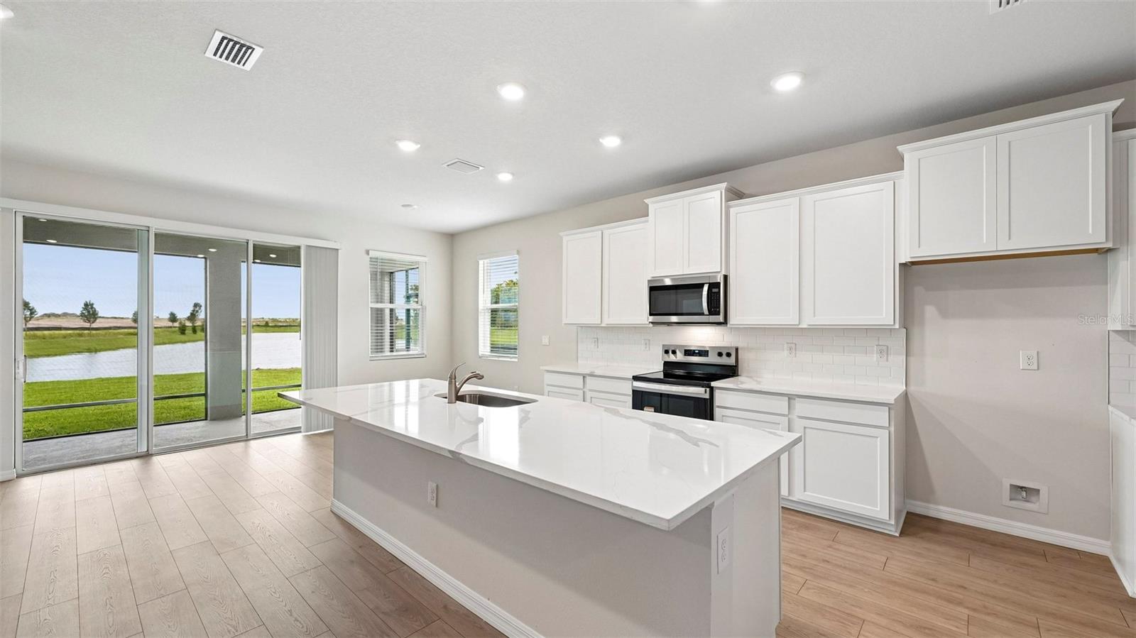 4th image of 18107 Tavernside Trl, Lakewood Ranch, FL 34211 | MLS# A4702776