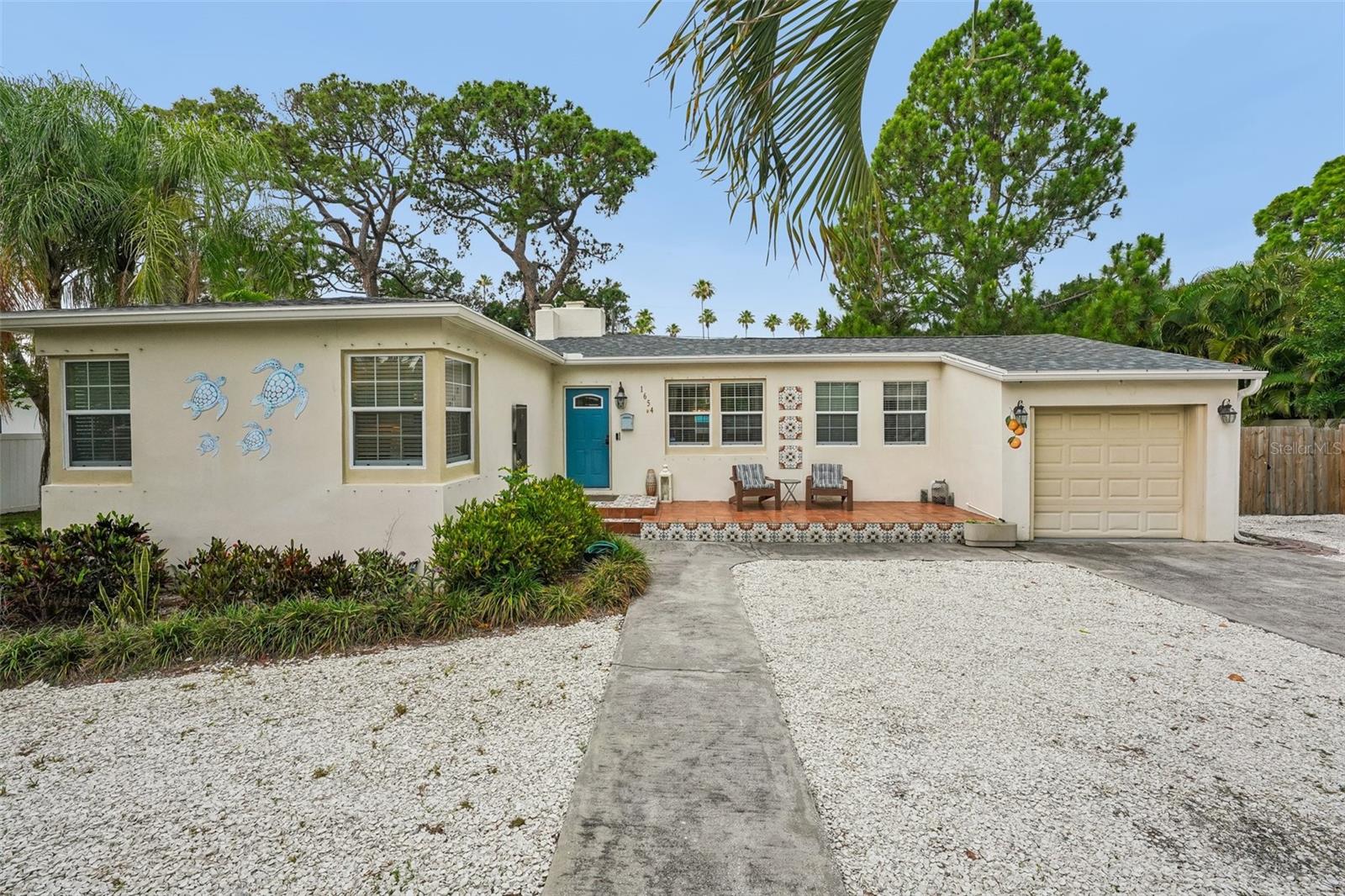 2nd image of 1654 Bayshore Blvd, Dunedin, FL 34698 | MLS# TB8538257