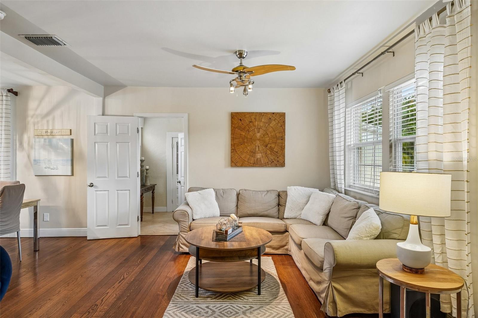 5th image of 1654 Bayshore Blvd, Dunedin, FL 34698 | MLS# TB8538257