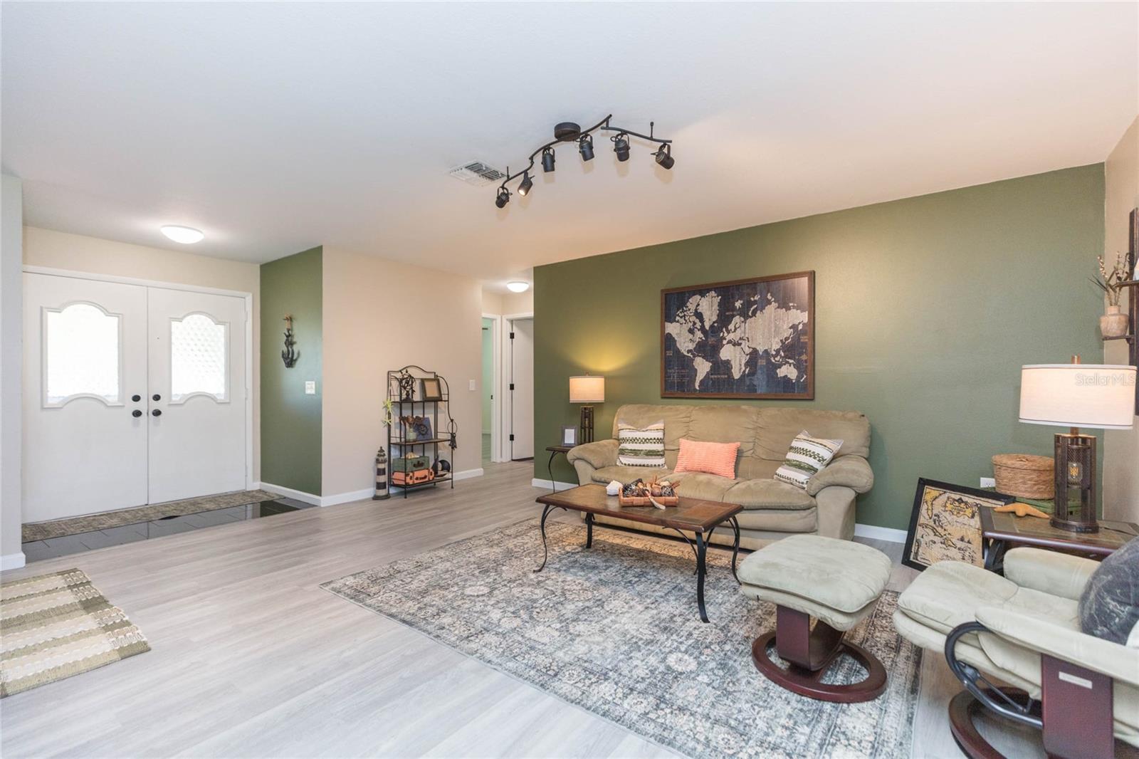5th image of 8423 Pebble Dr, Port Richey, FL 34668 | MLS# TB8538309