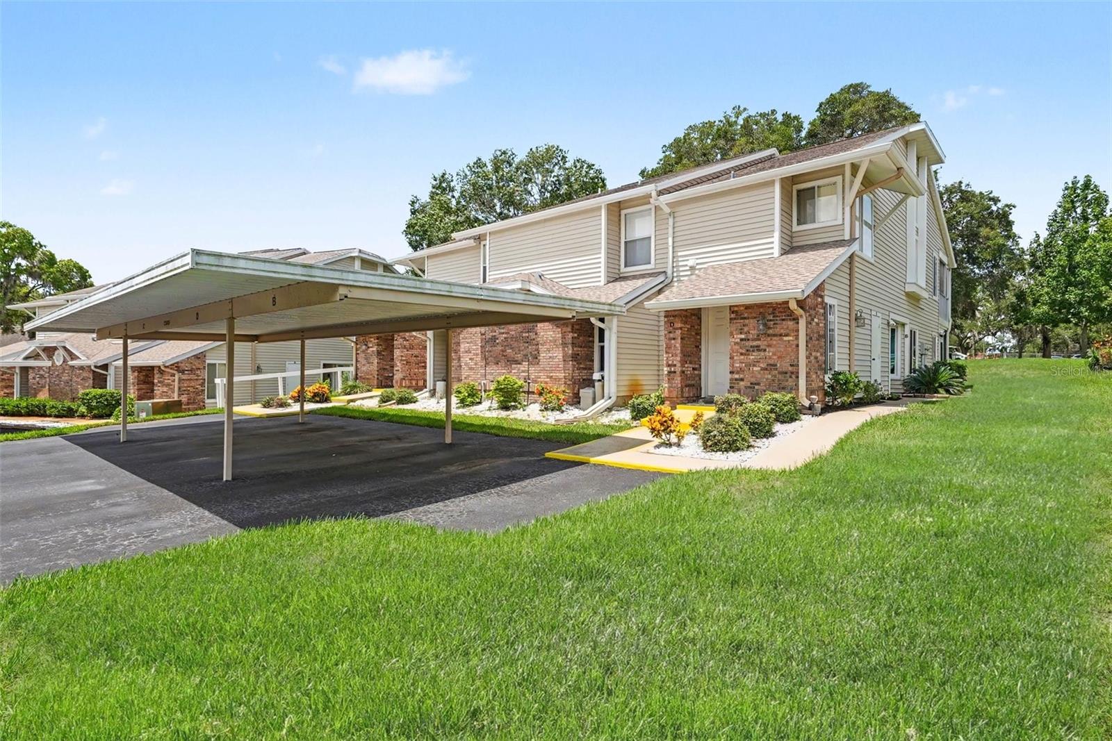 2nd image of 12405 Eagleswood Dr, HUDSON, FL 34667