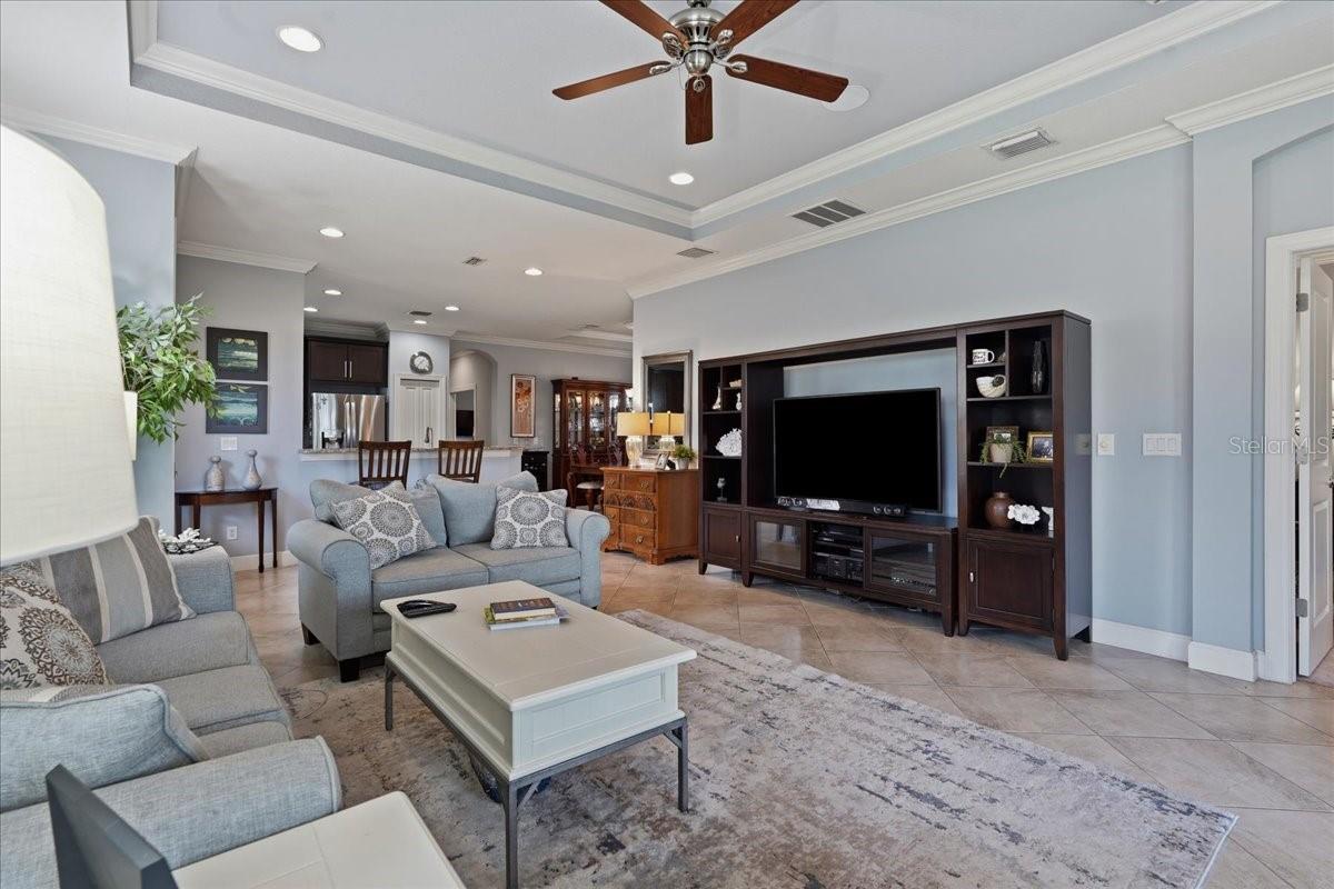 5th image of 13214 Torresina Ter, Bradenton, FL 34211 | MLS# A4702938