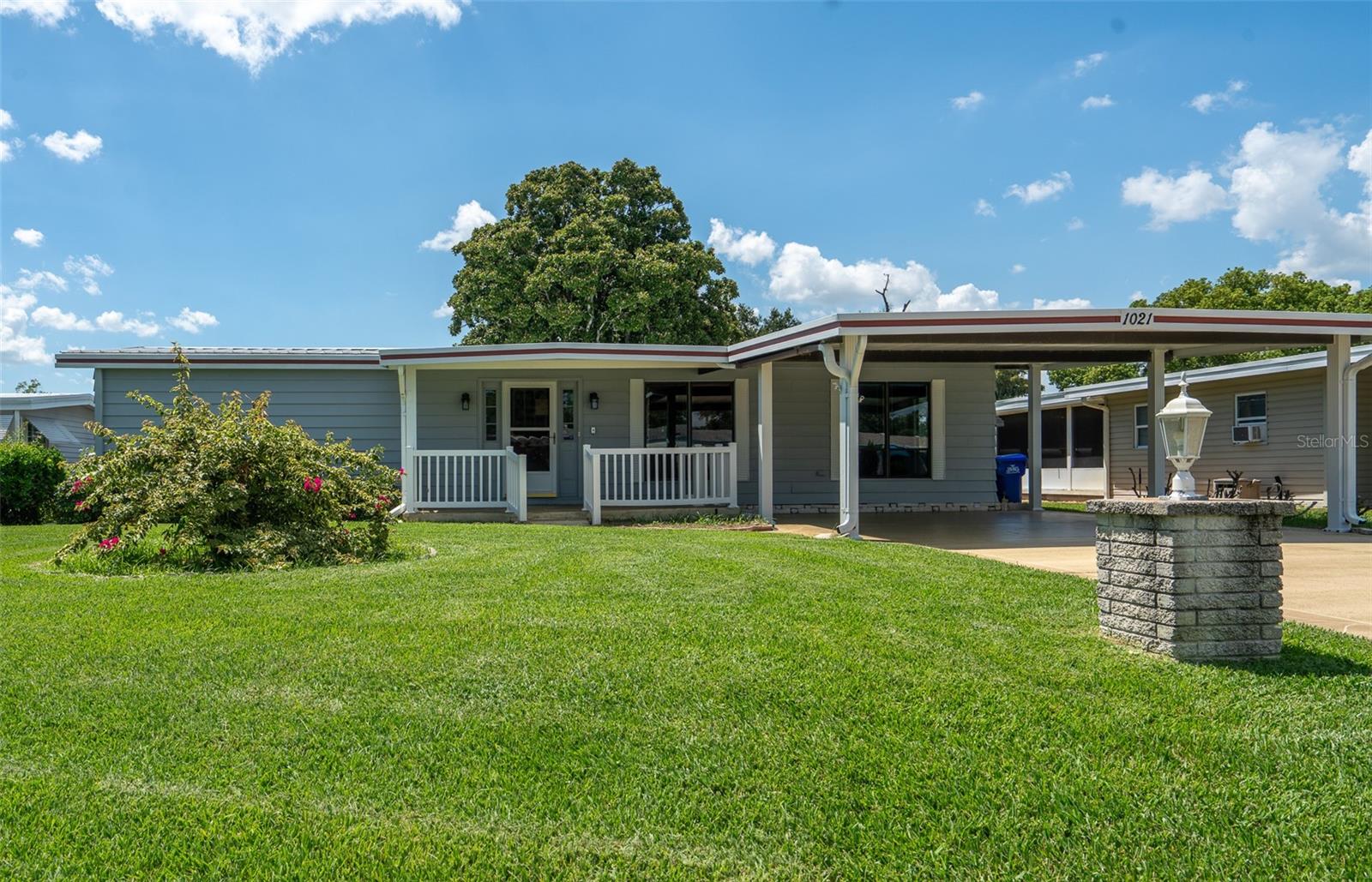2nd image of 1021 Hilltop Rd, Tavares, FL 32778 | MLS# G5116446