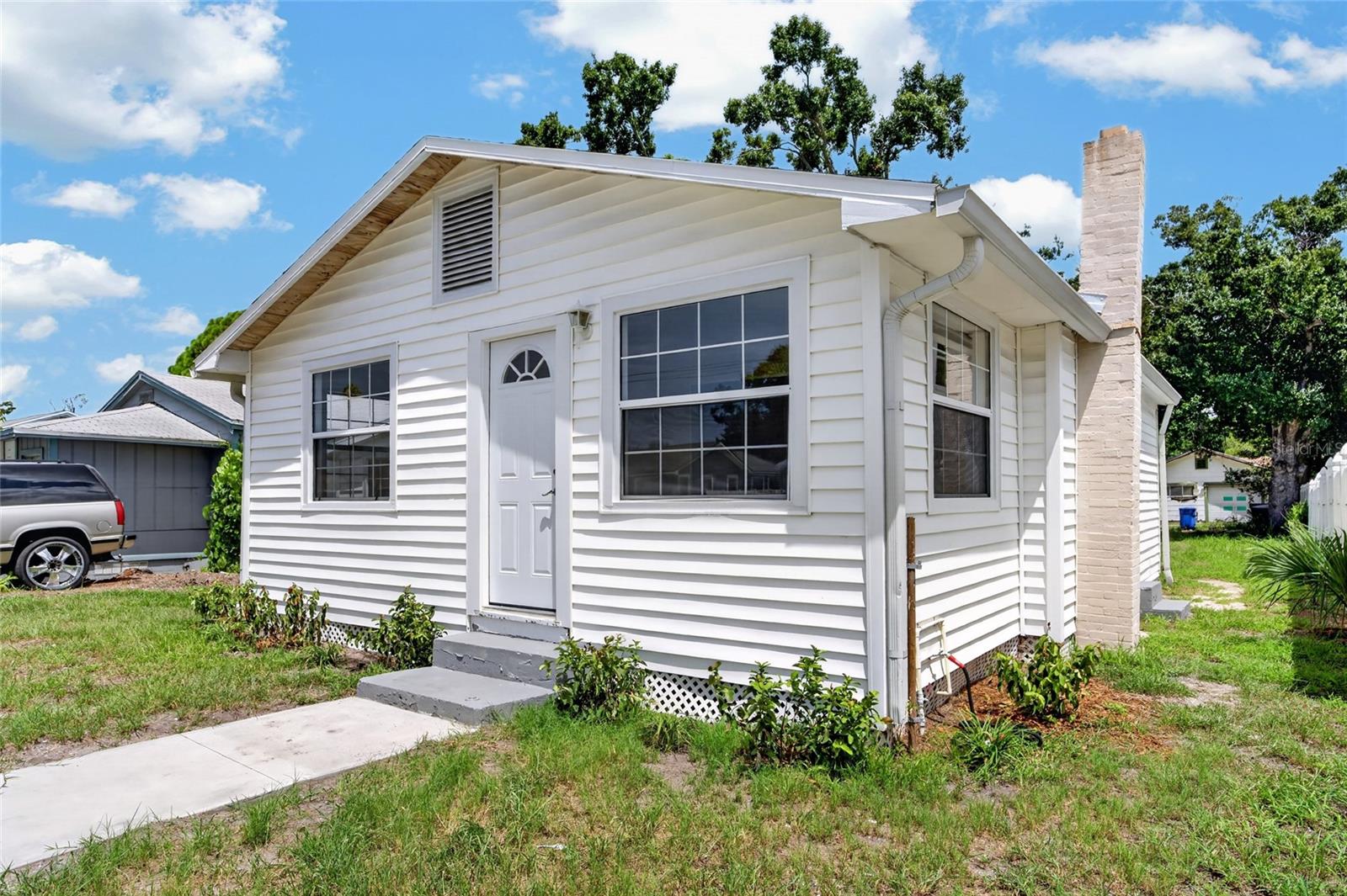 2nd image of 3927 11th Ave S, St Petersburg, FL 33711 | MLS# TB8538909
