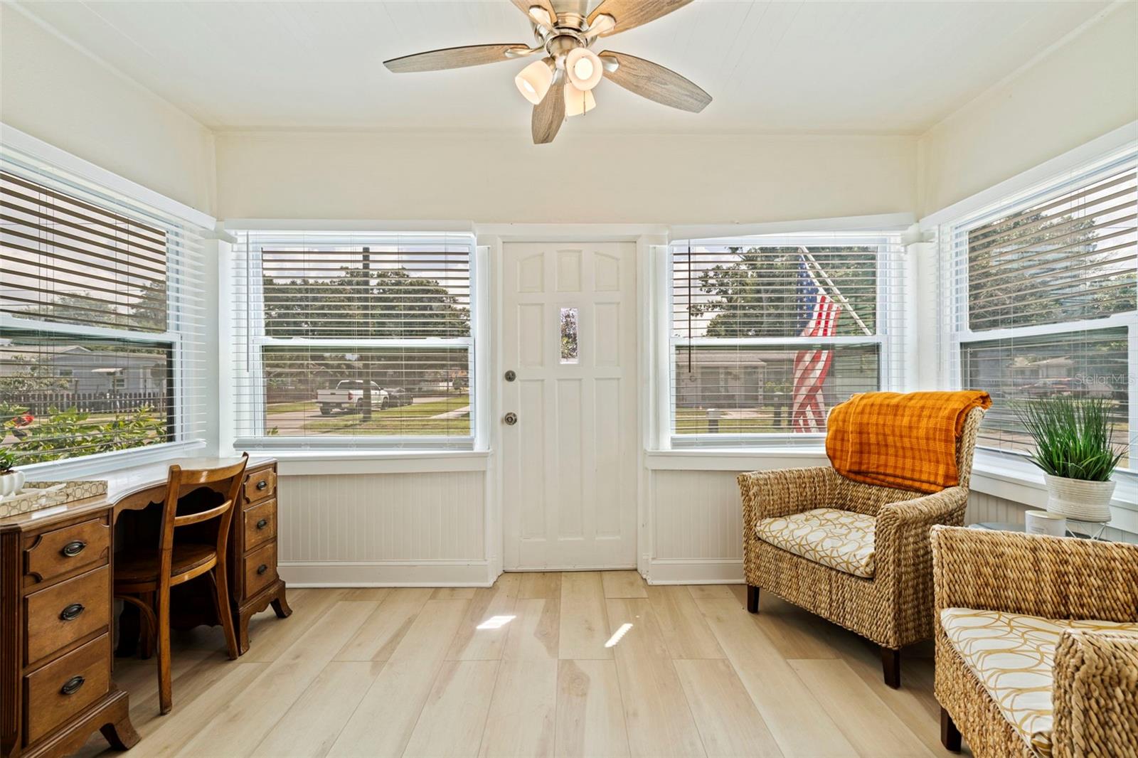 3rd image of 1601 54Th St S, Gulfport, FL 33707 | MLS# TB8539030