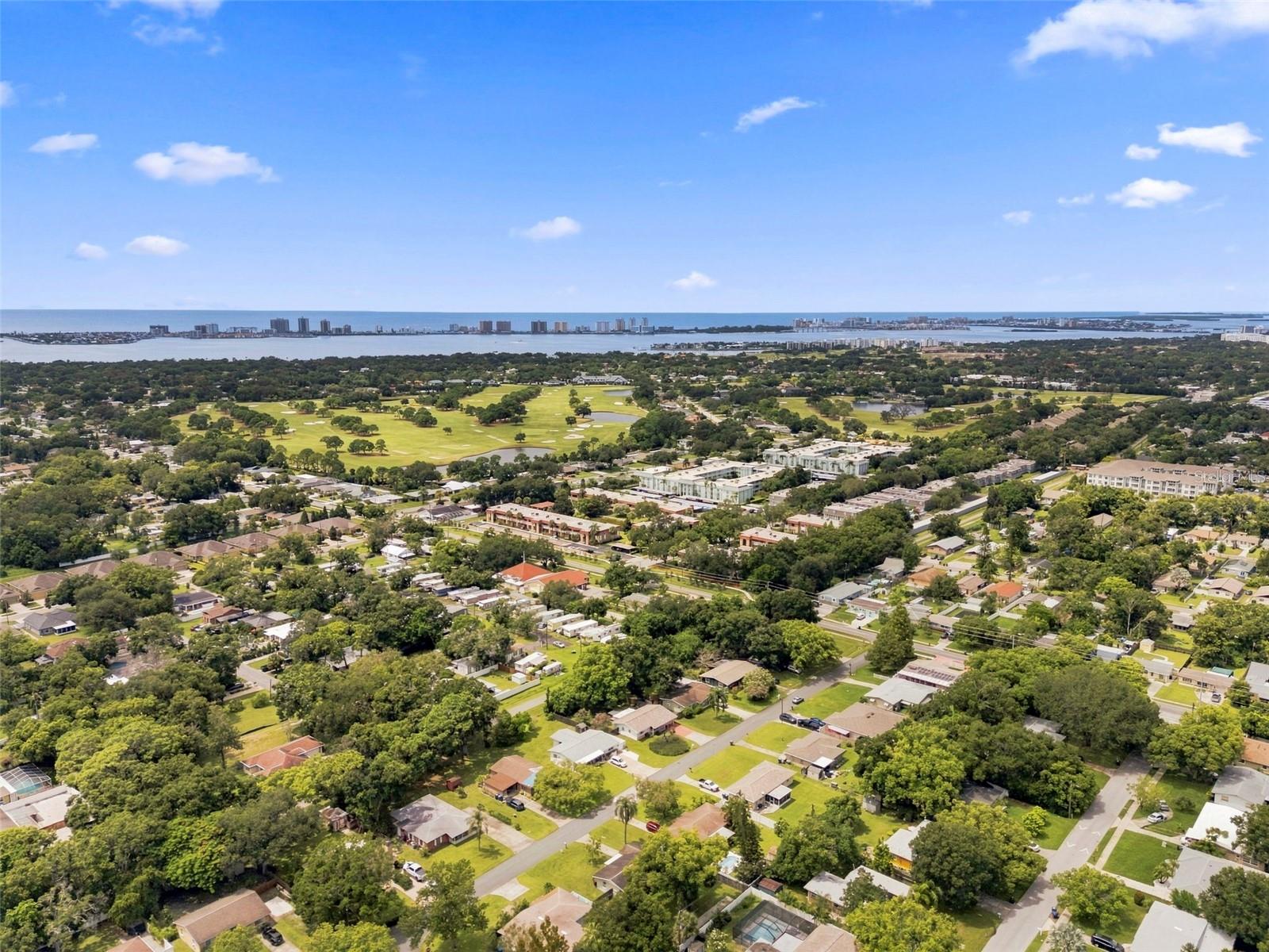 3rd image of 610 12Th St Nw, Largo, FL 33770 | MLS# TB8539137