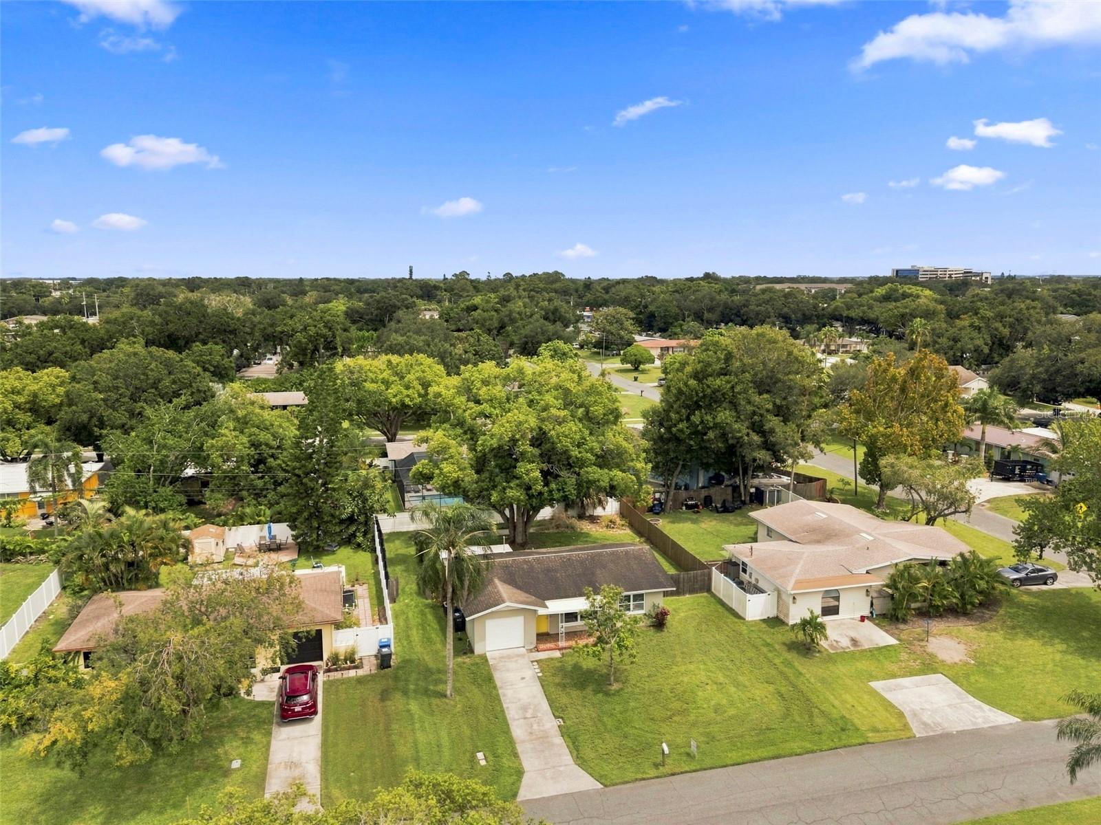 1st image of 610 12th St Nw, Largo, FL 33770 | MLS# TB8539137
