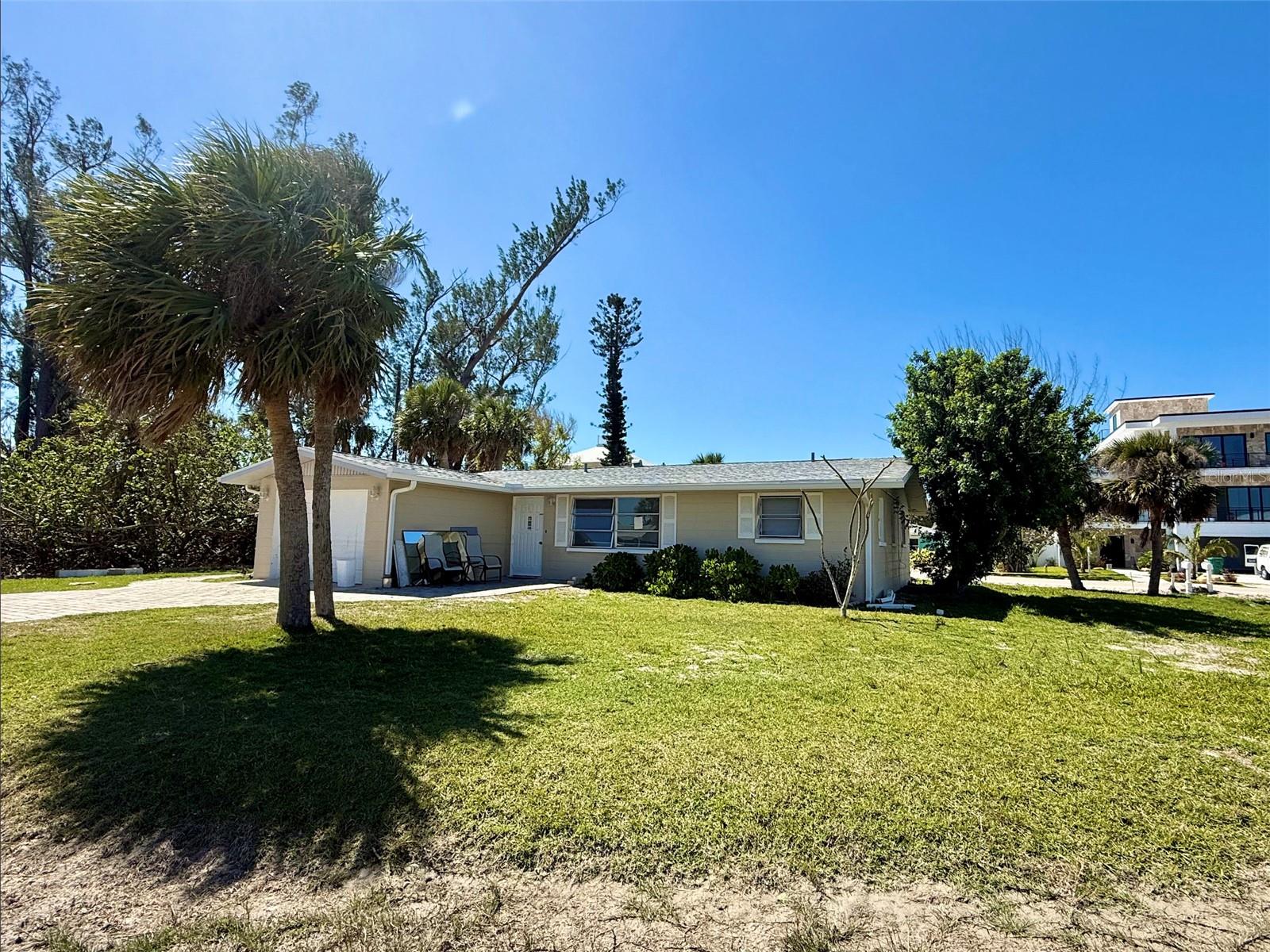 3rd image of 1170 Little Ct, Englewood, FL 34223 | MLS# N6145380