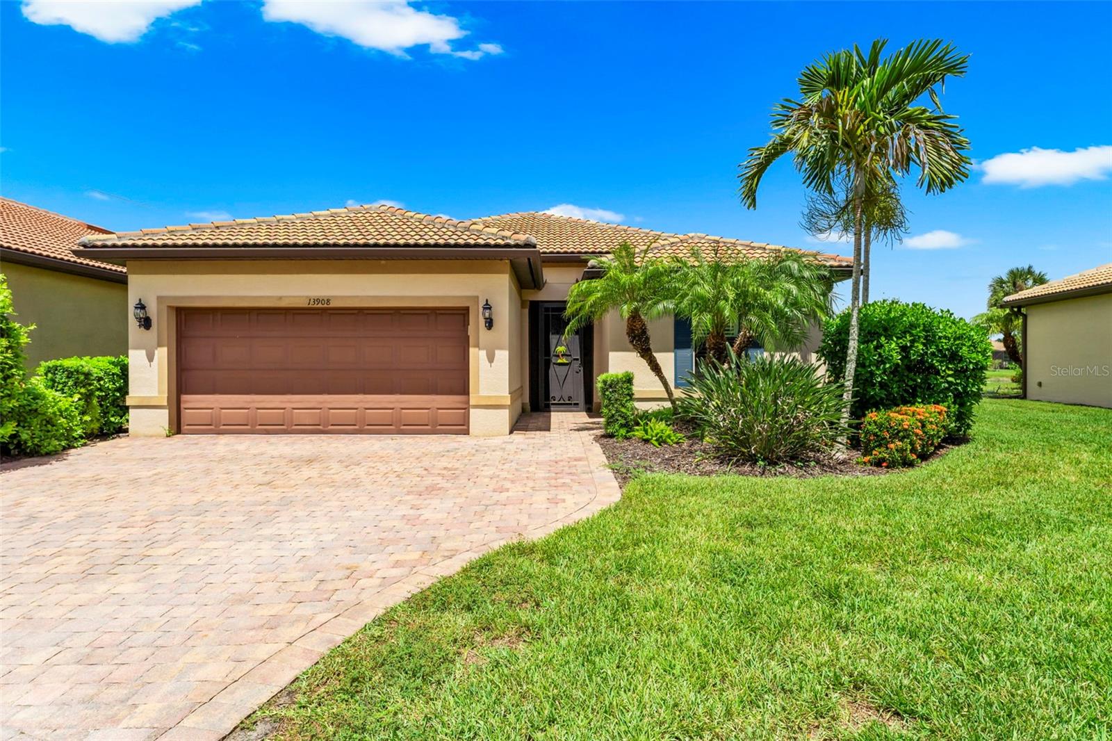 Photo 1 of Single family home for sale at 13908 Karina St, Venice, FL 34293 | MLS# N6145382 | Listing updated on 2026-09-02