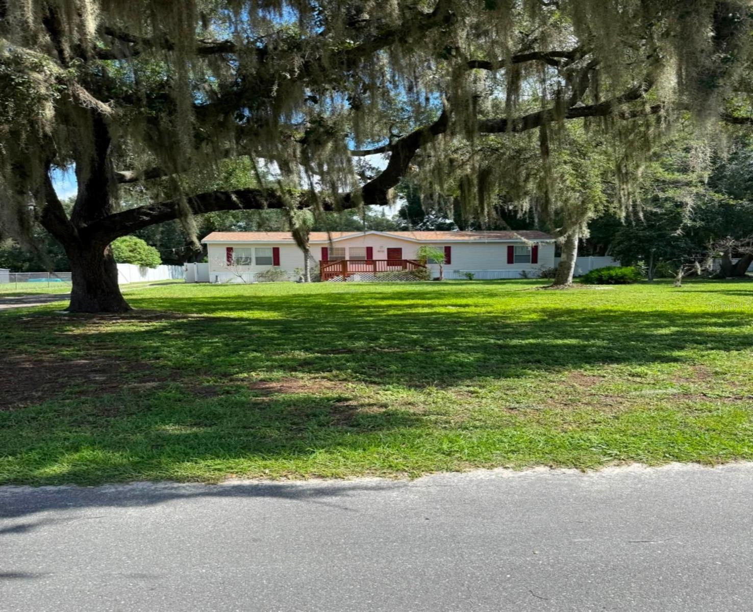 37th image of 2716 Seminole Trl, Leesburg, FL 34748 | MLS# O6434071