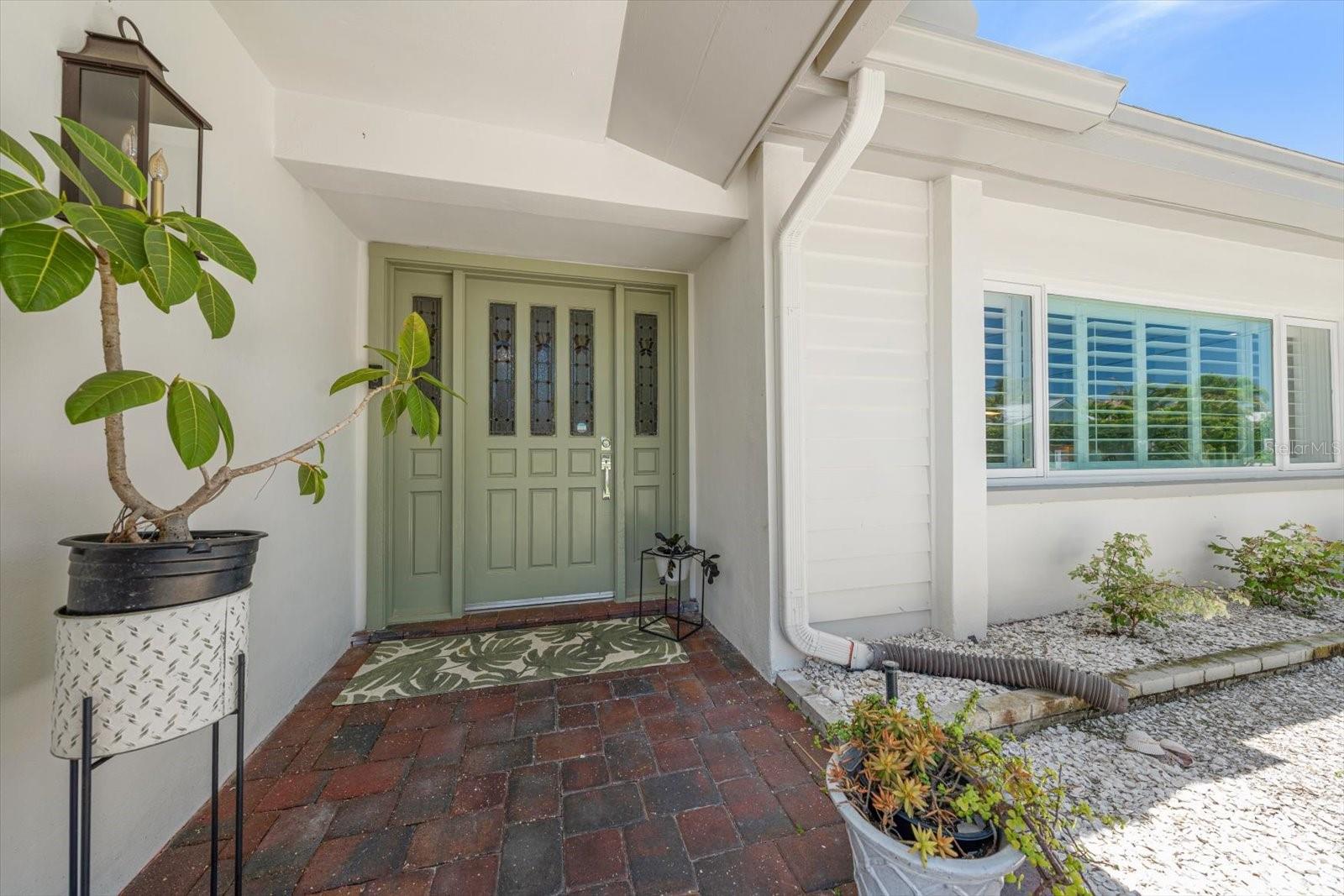 5th image of 821 Jacaranda Dr, Largo, FL 33770 | MLS# TB8539558