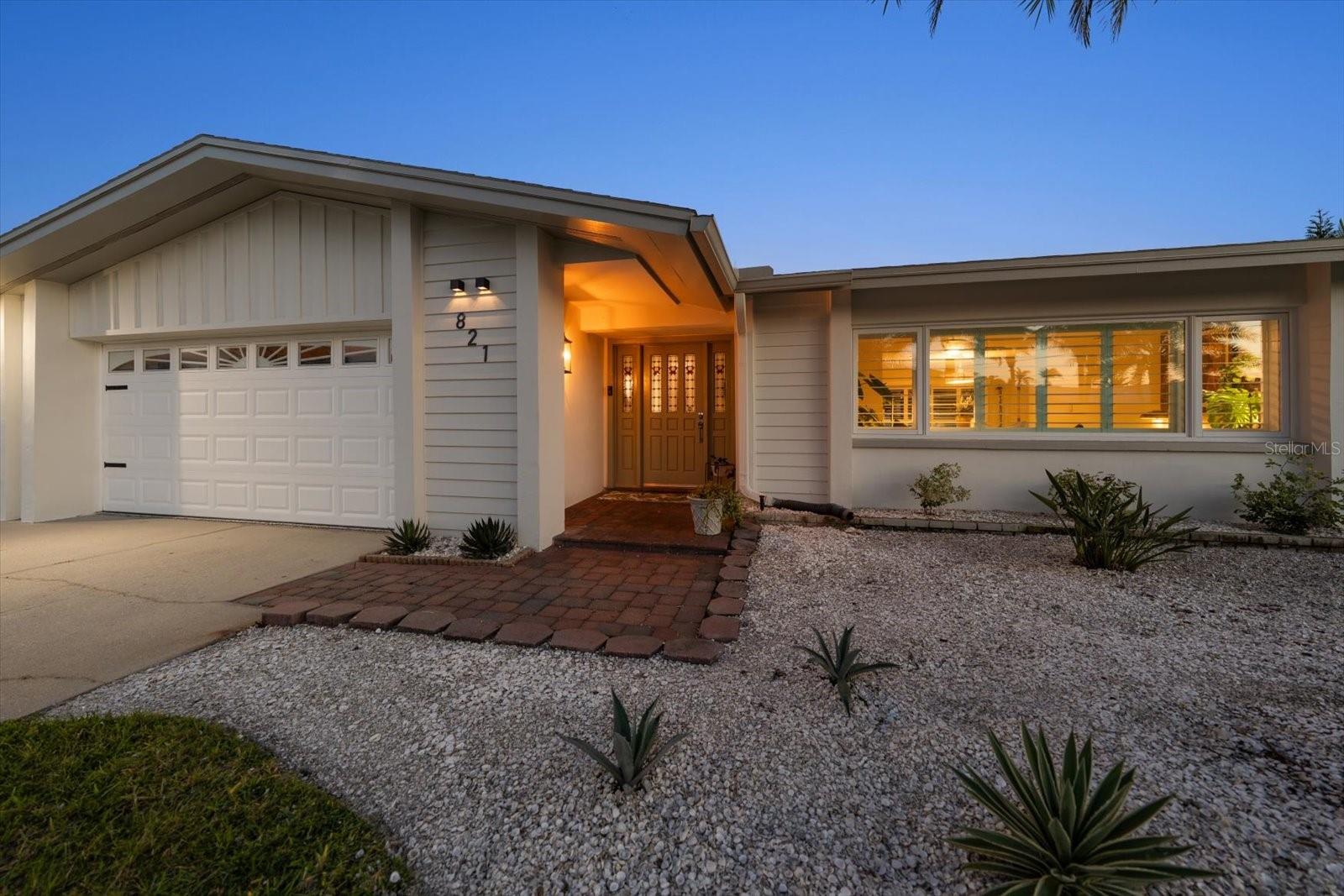 1st image of 821 Jacaranda Dr, Largo, FL 33770 | MLS# TB8539558