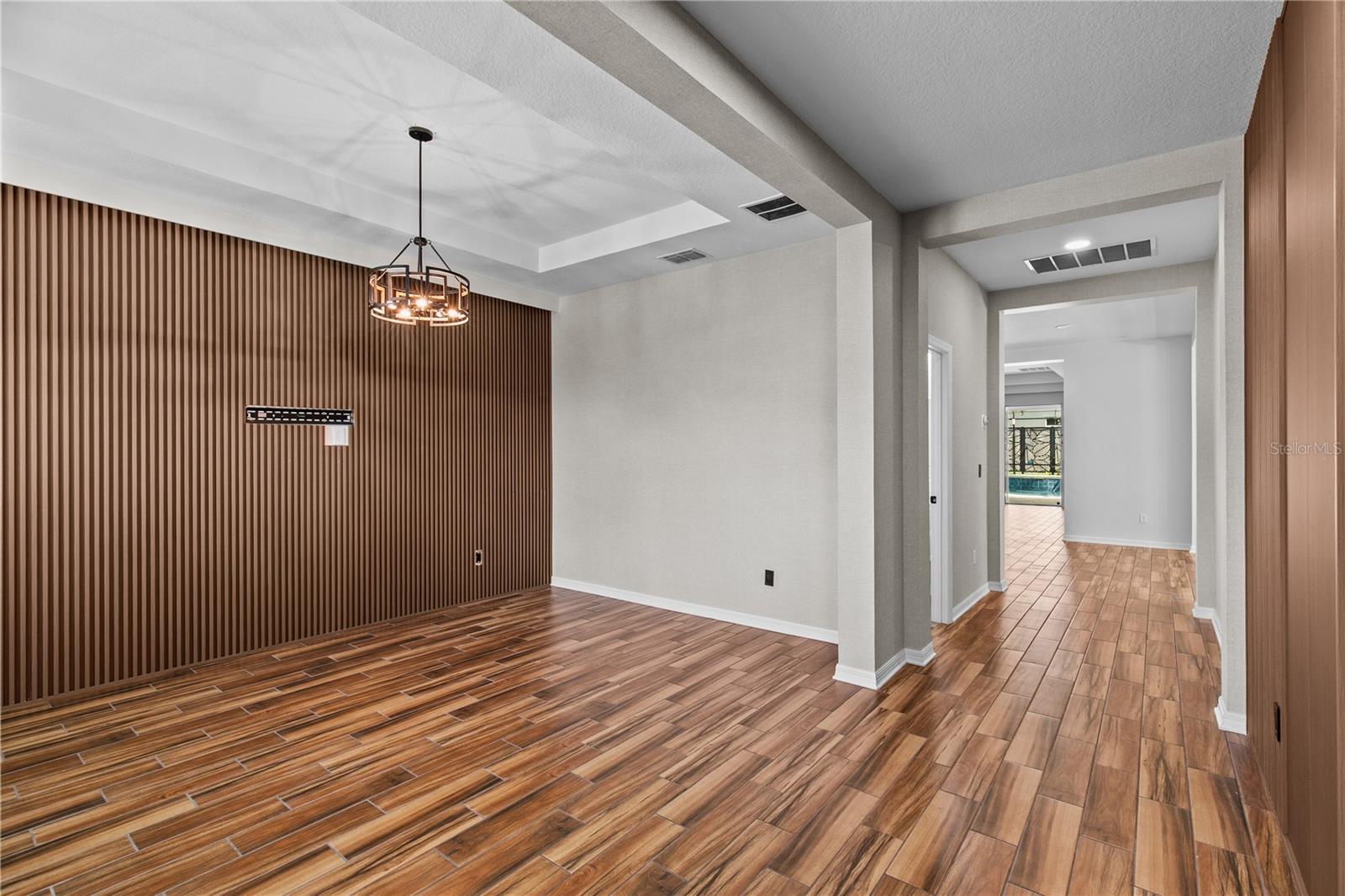 Photo 5 of Single family home for sale at 14776 Magnolia Ridge Loop, Winter Garden, FL 34787 | MLS# O6434178 | Listing updated on 2026-09-02