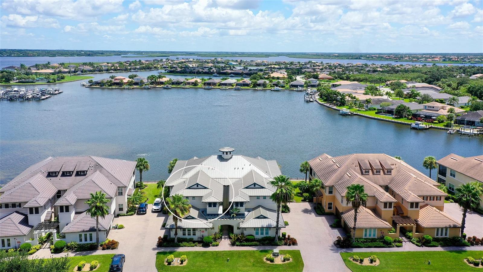 1st image of 1041 Riverscape St #1041, Bradenton, FL 34208 | MLS# A4703199