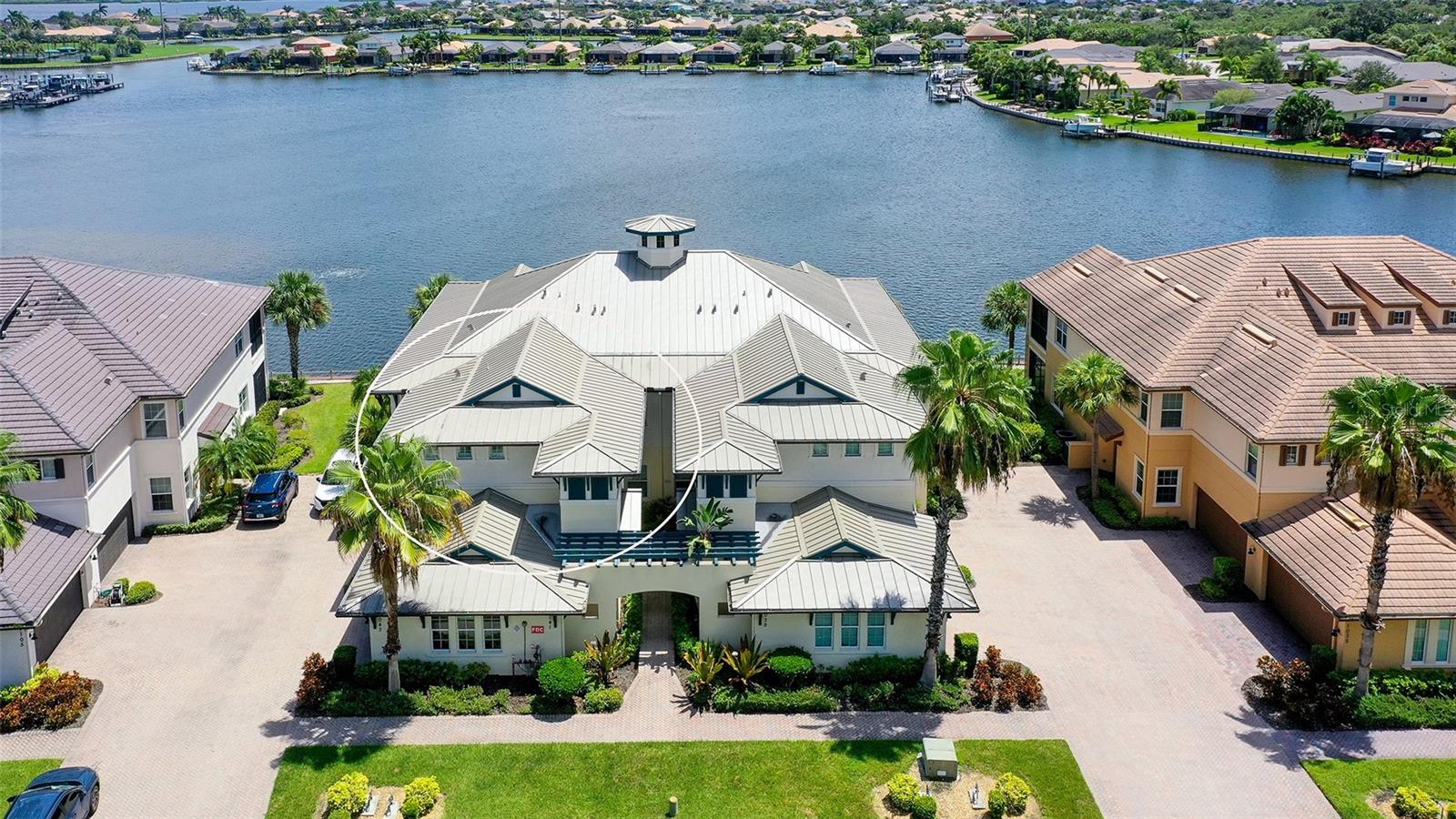 2nd image of 1041 Riverscape St #1041, Bradenton, FL 34208 | MLS# A4703199