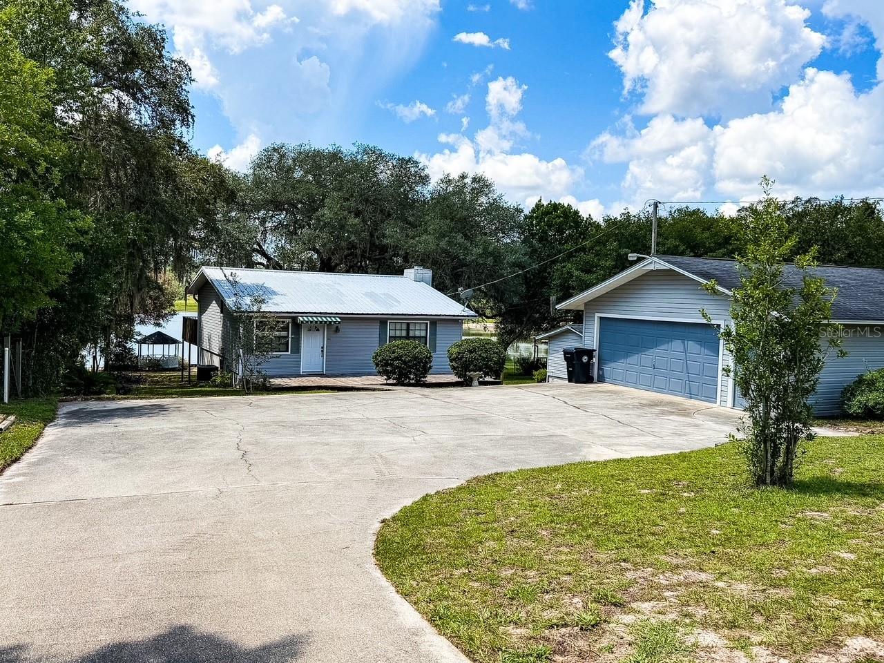 1st image of 5616 Silver Sands Cir, Keystone Heights, FL 32656 | MLS# GC542817