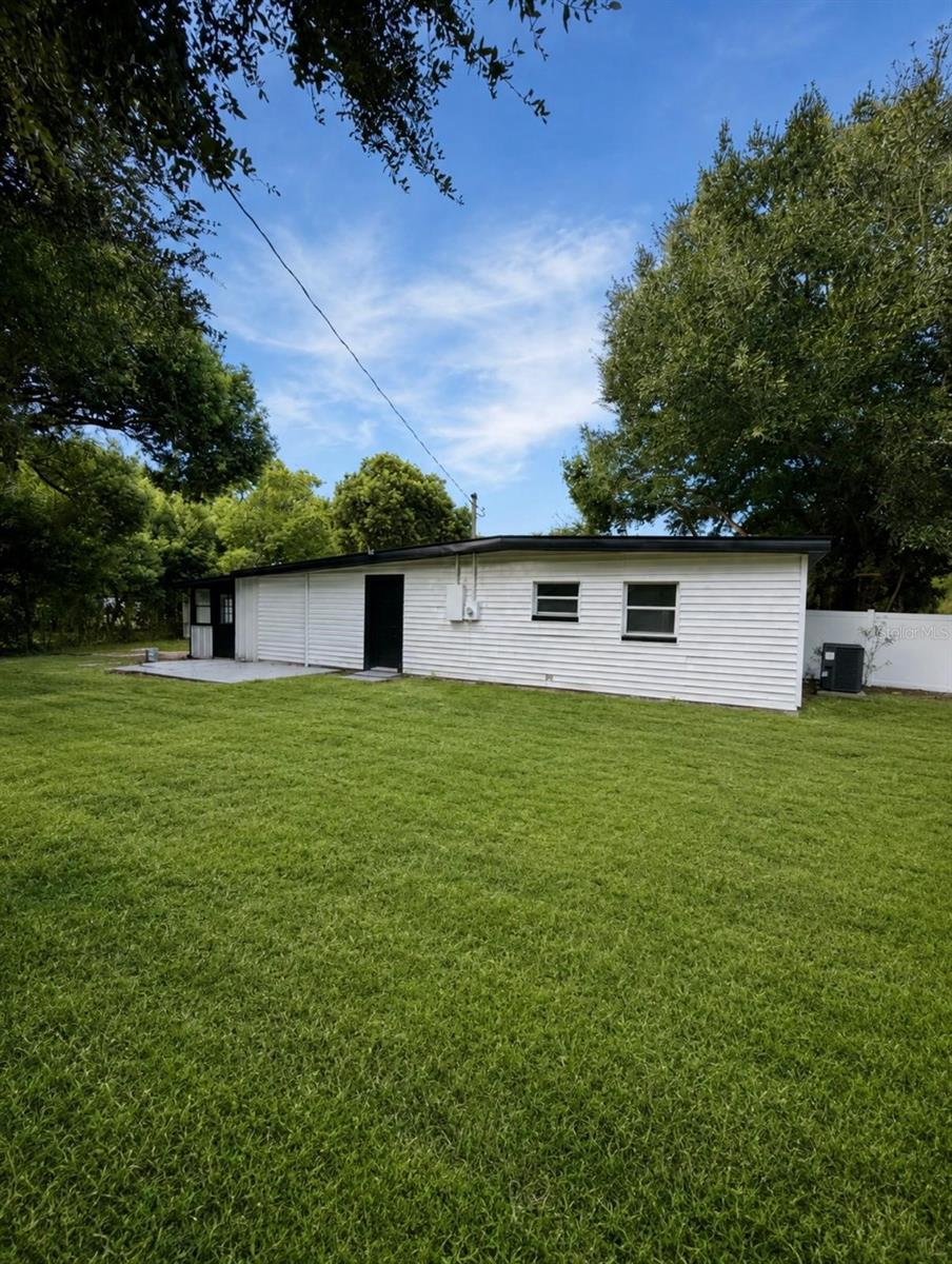 16th image of 101 Club Rd, Sanford, FL 32771 | MLS# O6434478